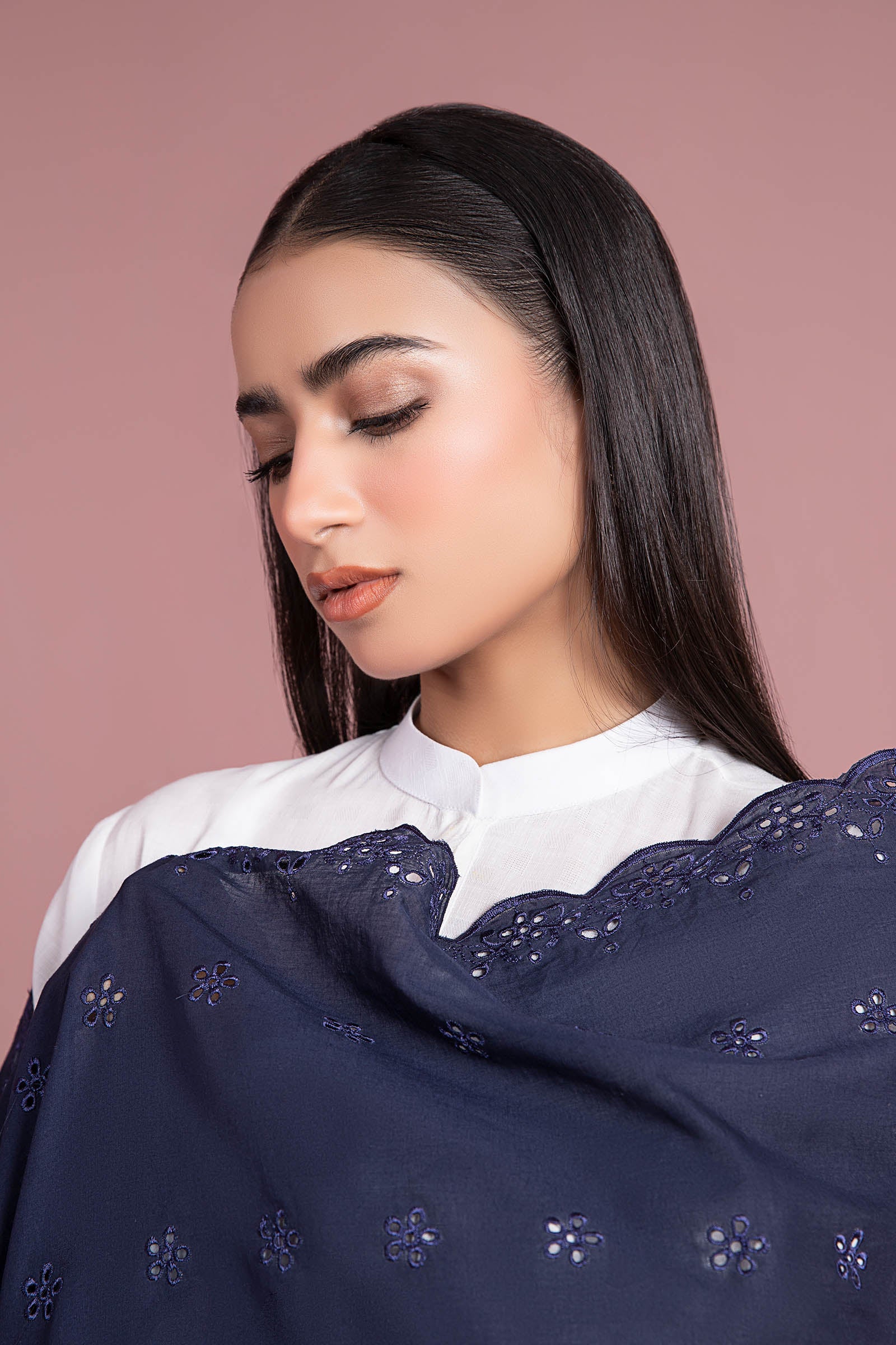 Embroidered Lawn Dupatta - Image 2