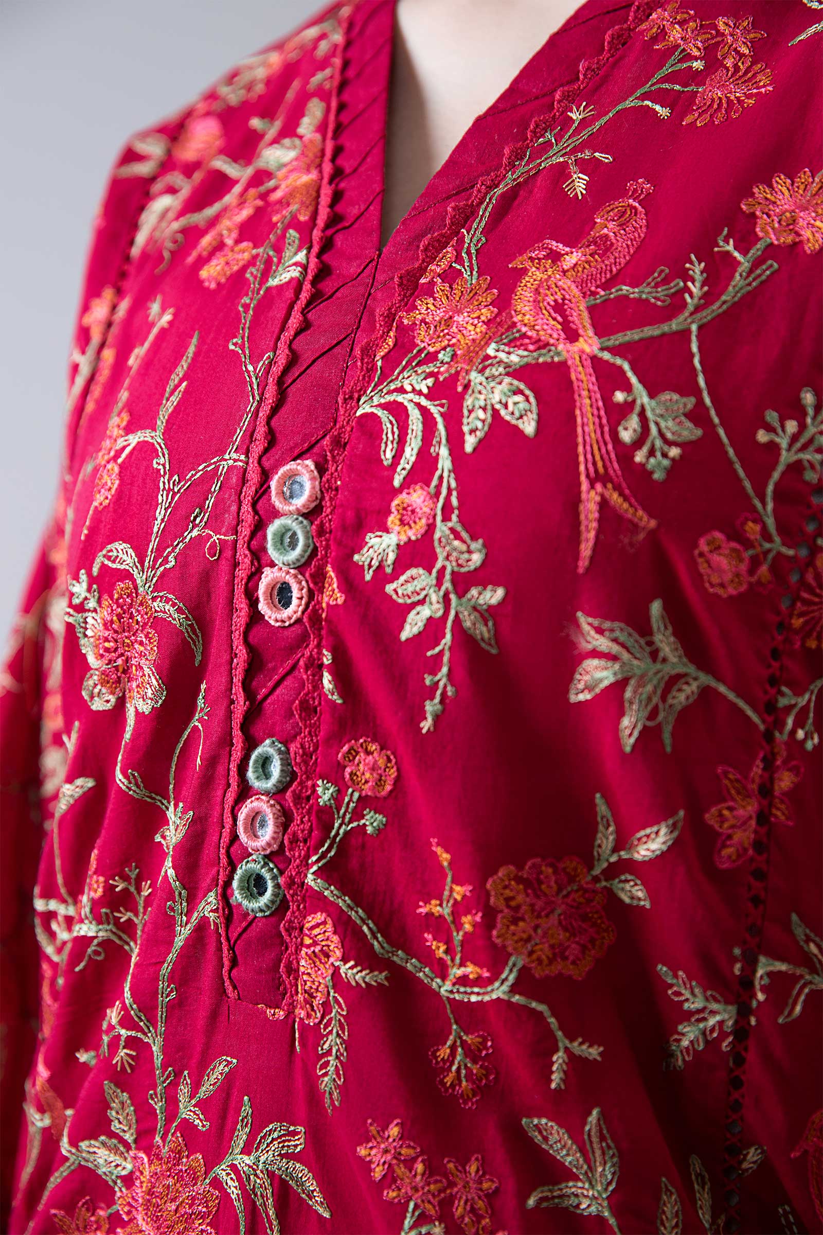 Embroidered Lawn Kurta - Image 5