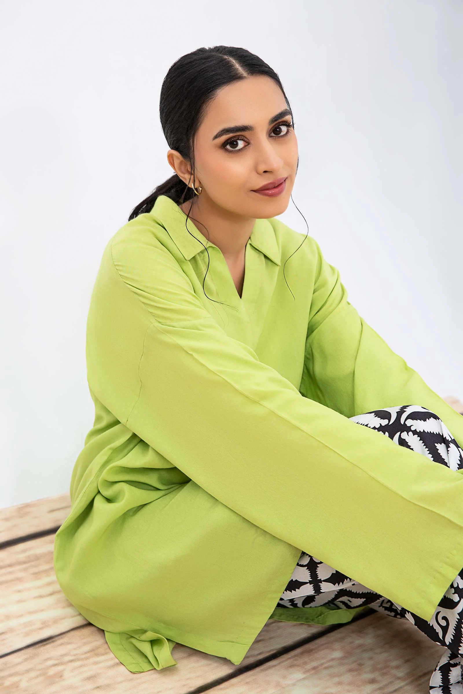 2 Piece Dyed Arabic Lawn Suit - Image 5