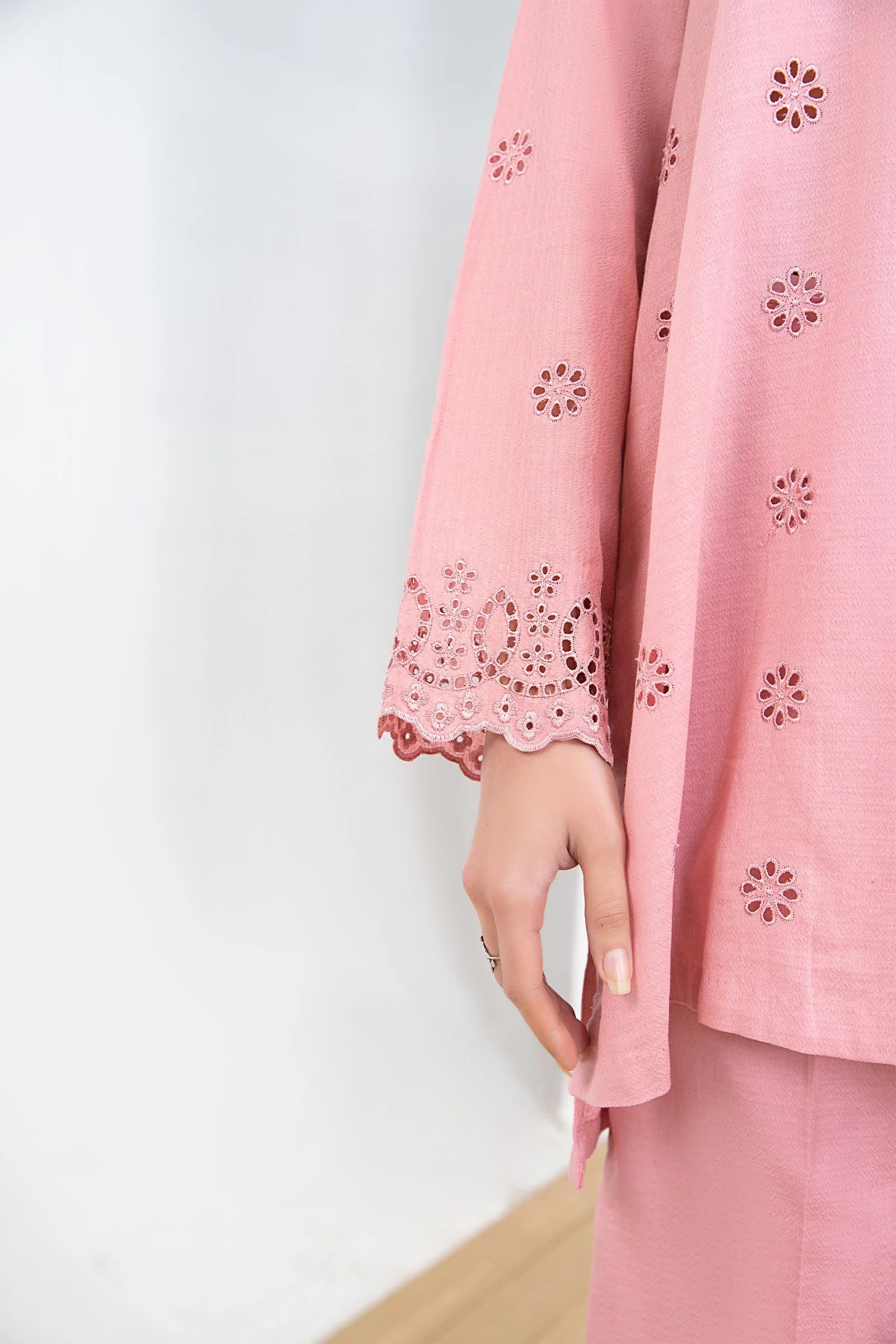 Embroidered Dobby Lawn Co-Ord Set - Image 6