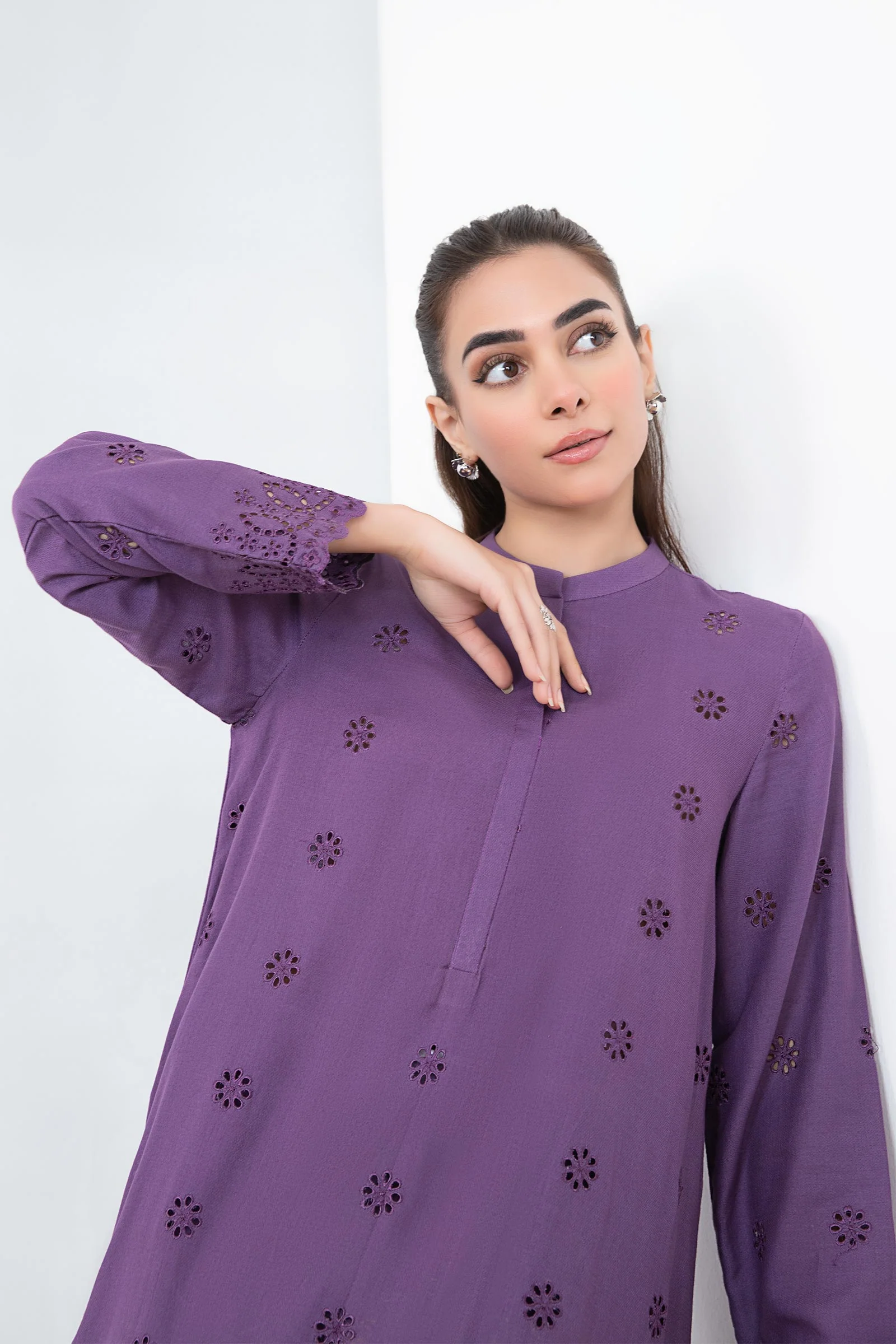 Embroidered Dobby Lawn Co-Ord Set - Image 4