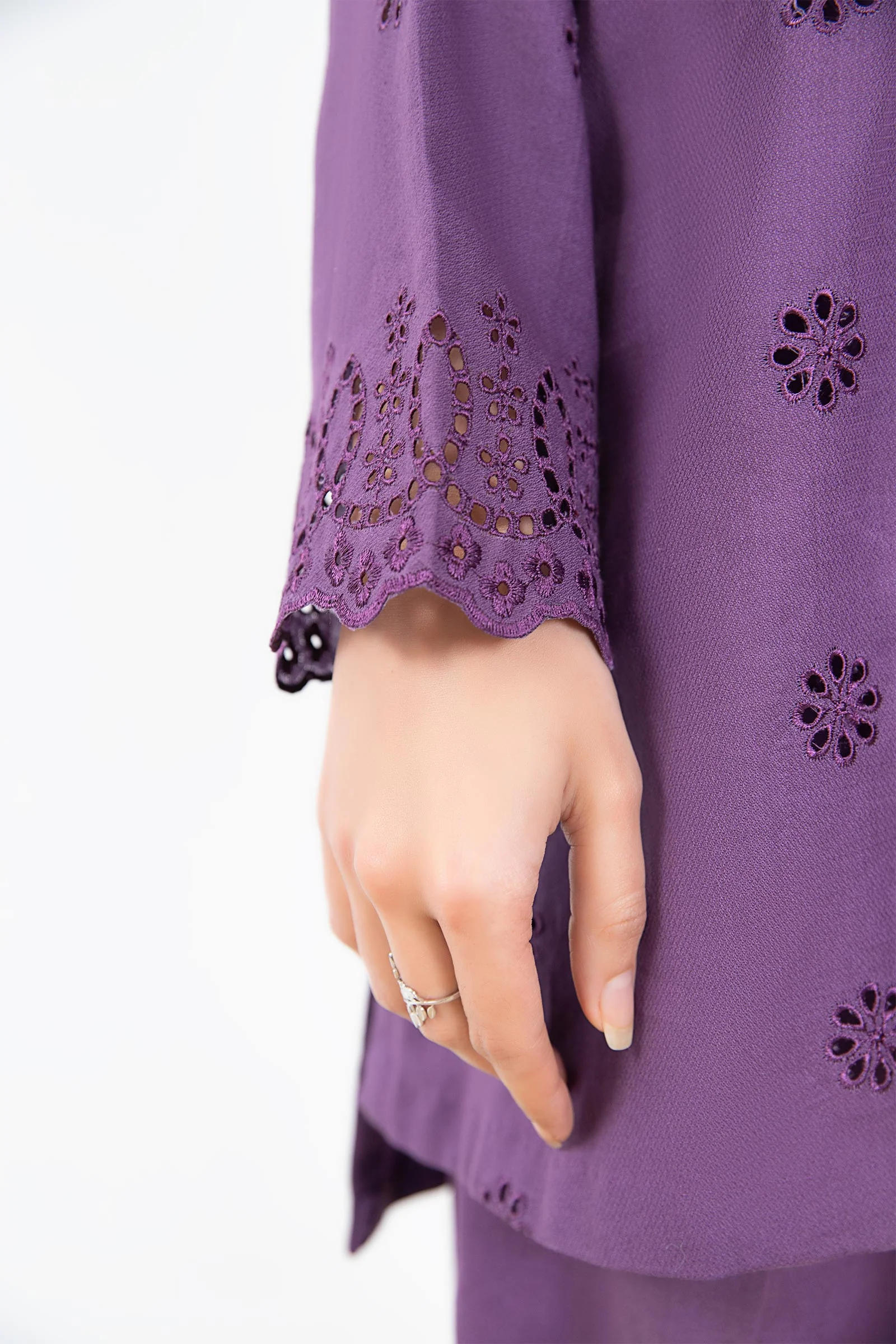 Embroidered Dobby Lawn Co-Ord Set - Image 6