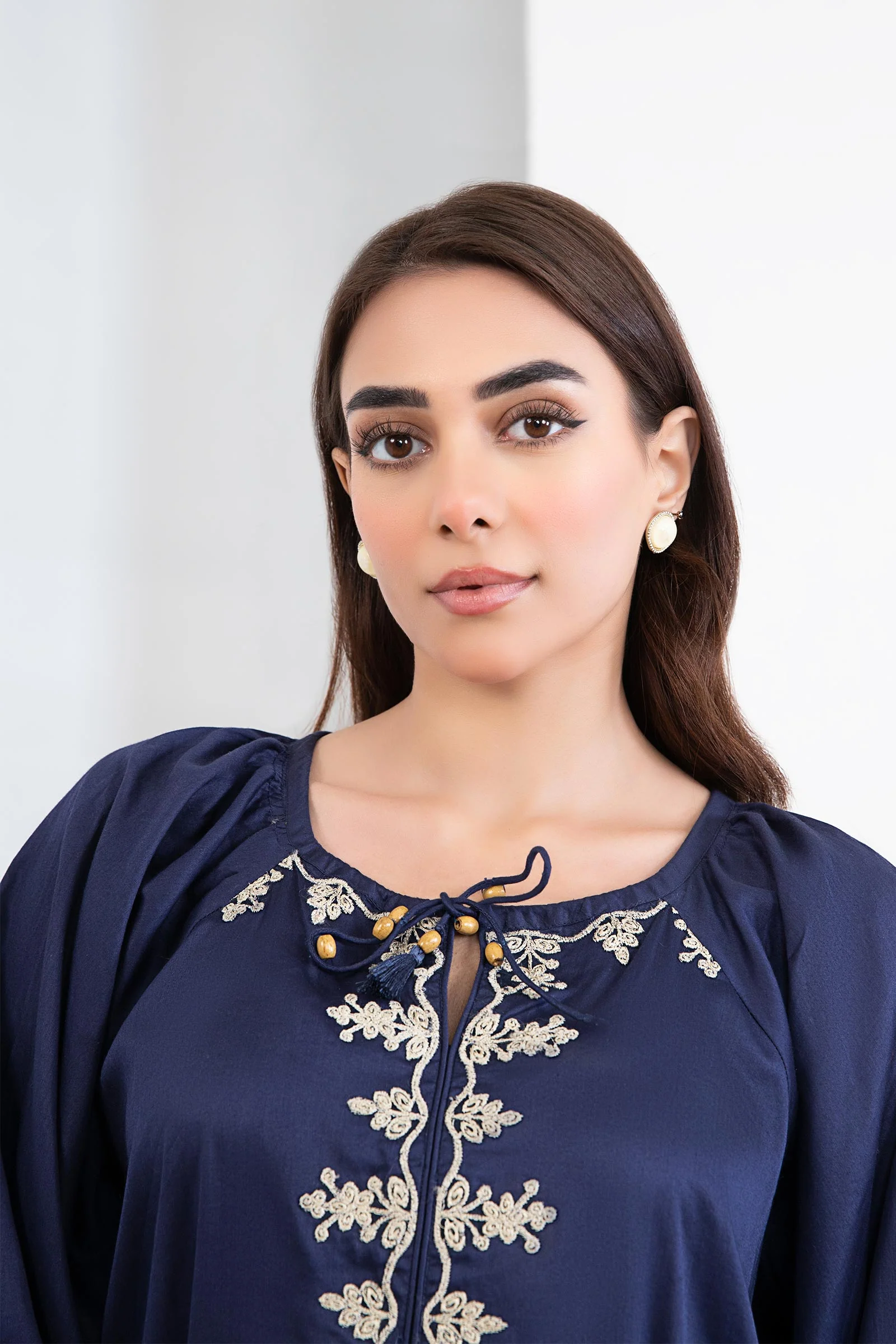 Embroidered Arabic Lawn Tunic Dress - Image 4