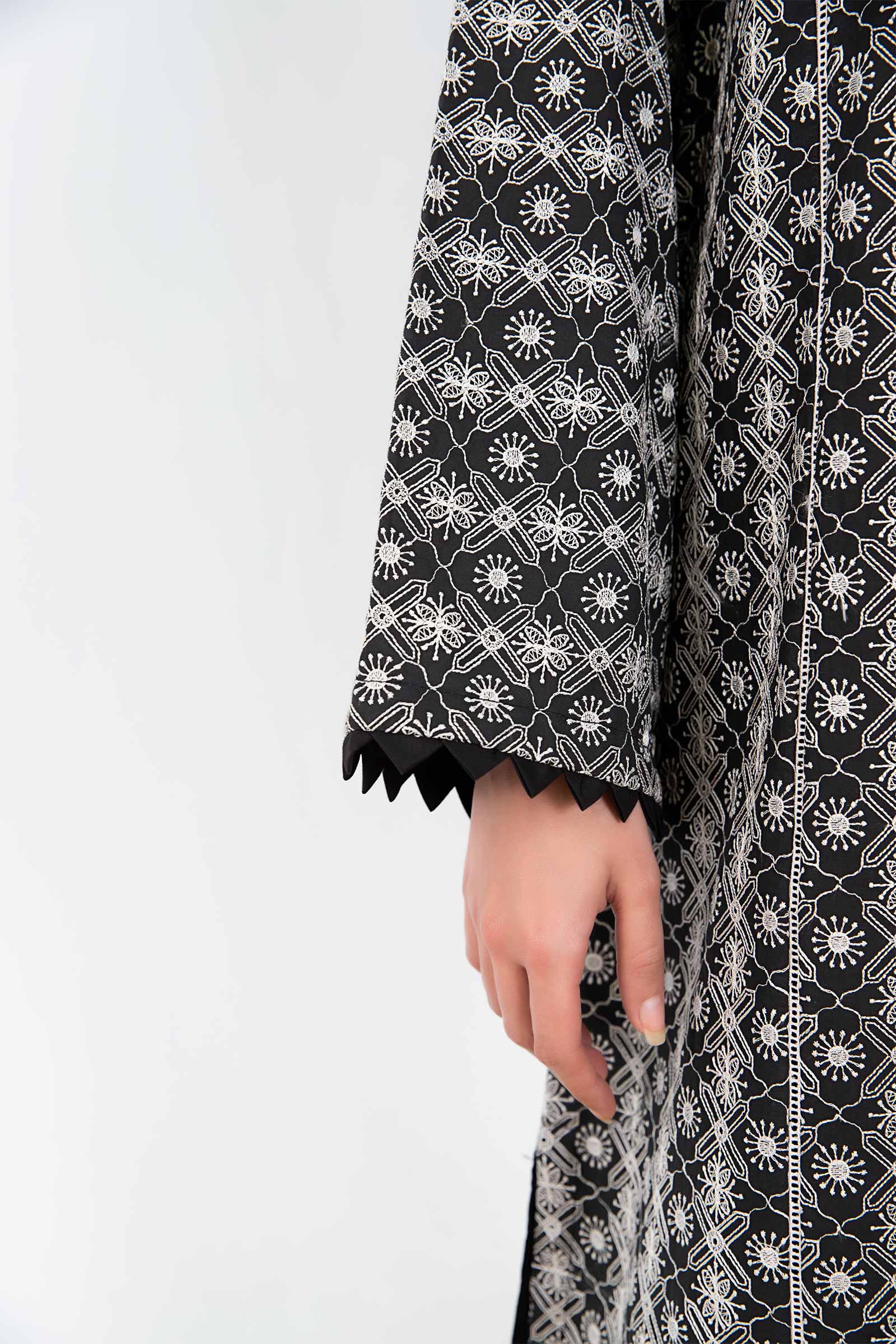 Embroidered Lawn Shirt - Image 4
