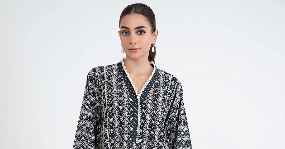 Embroidered Lawn Shirt - Image 7