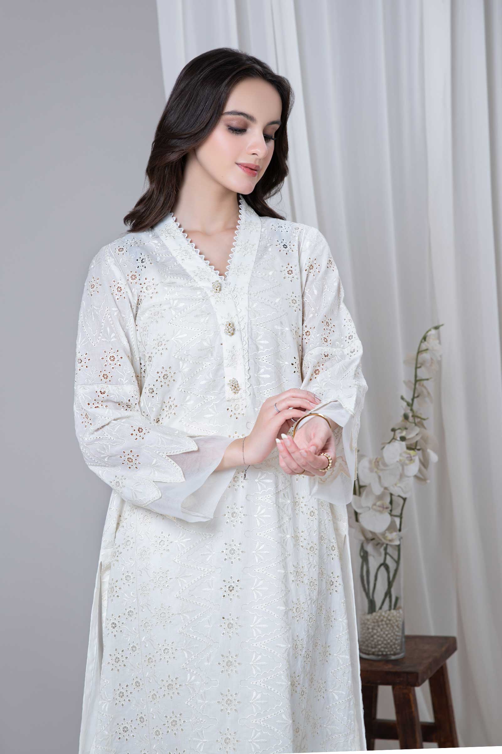 Embroidered Lawn Kurta - Image 2