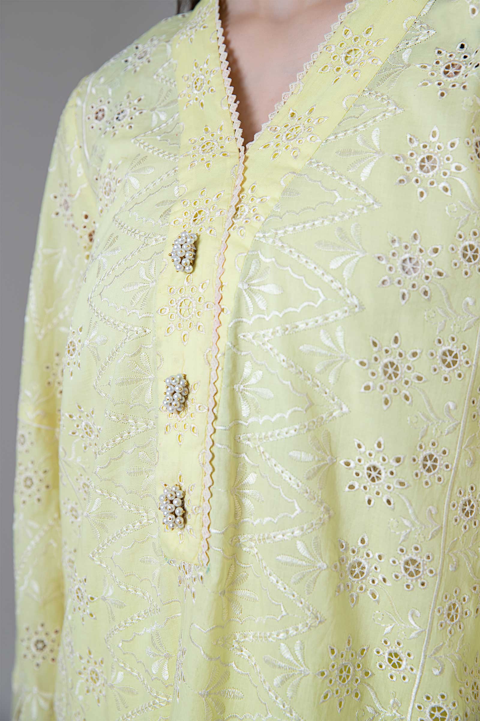 Embroidered Lawn Kurta - Image 4