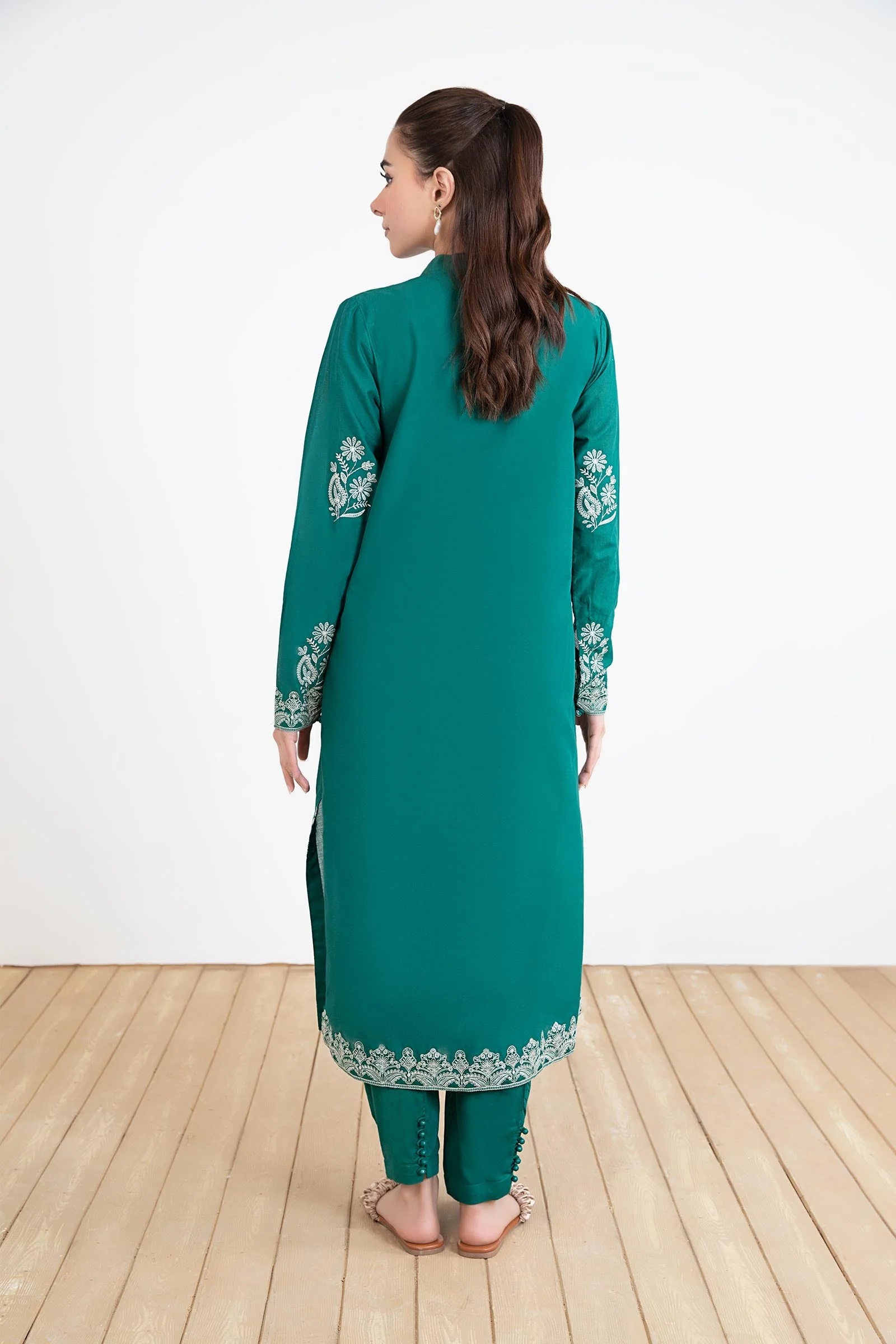 2 Piece Embroidered Lawn Suit - Image 6