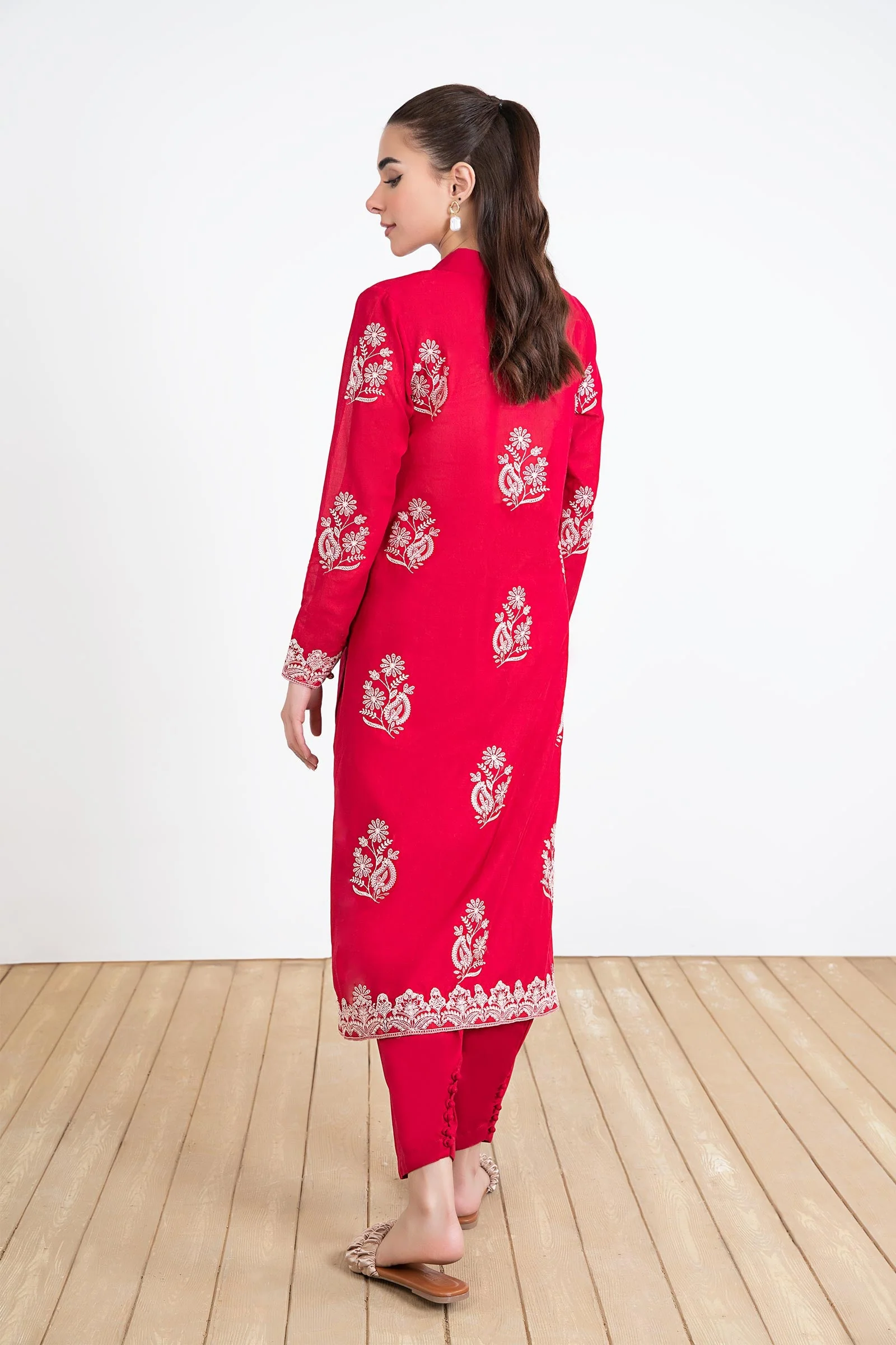 2 Piece Embroidered Lawn Suit - Image 8