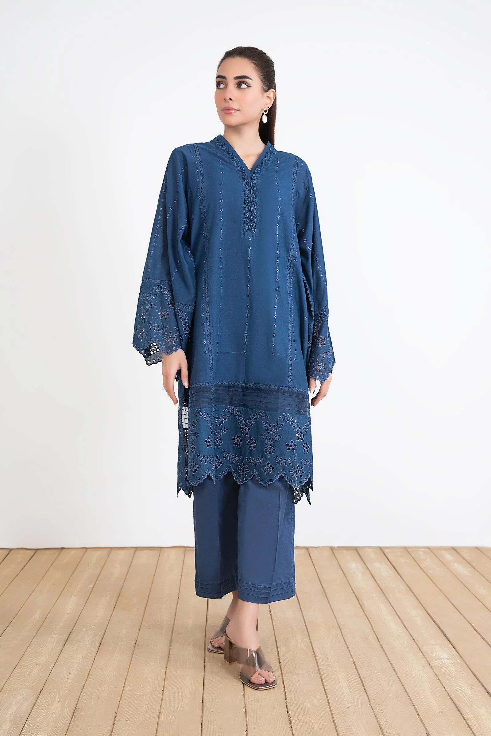 Embroidered Lawn Kurta - Image 2