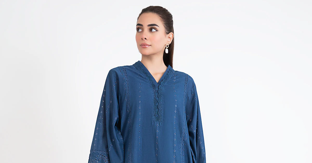 Embroidered Lawn Kurta - Image 8