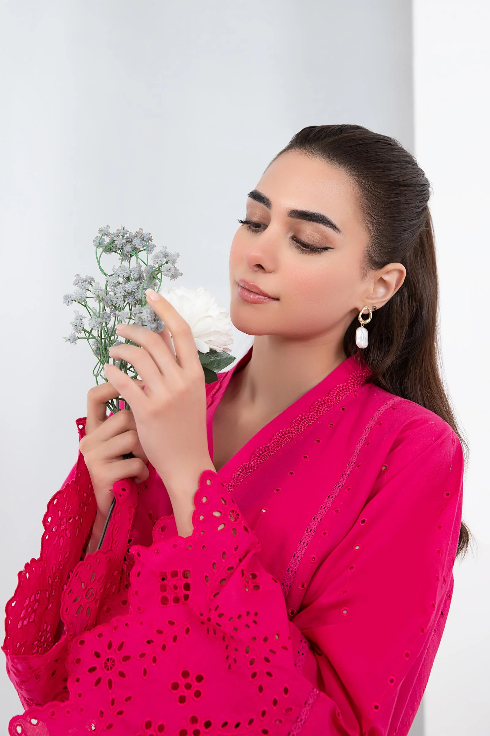 Embroidered Lawn Kurta - Image 2