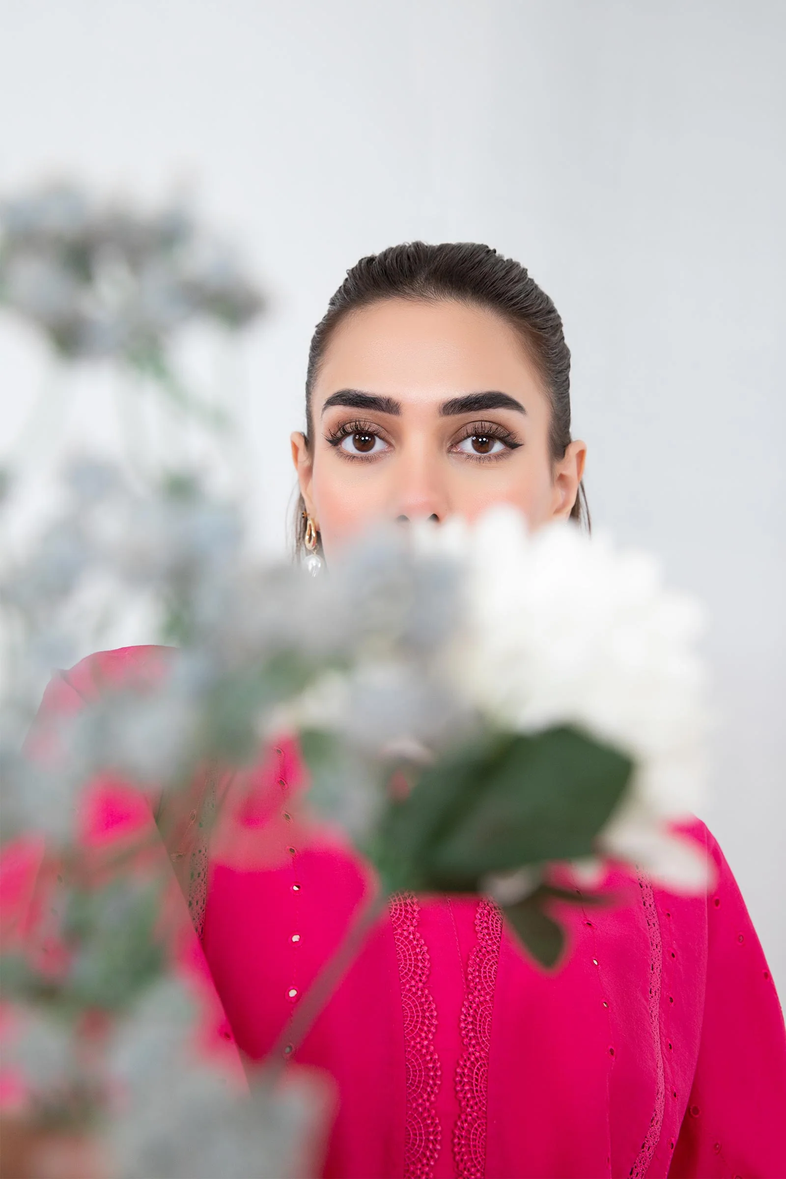 Embroidered Lawn Kurta - Image 3