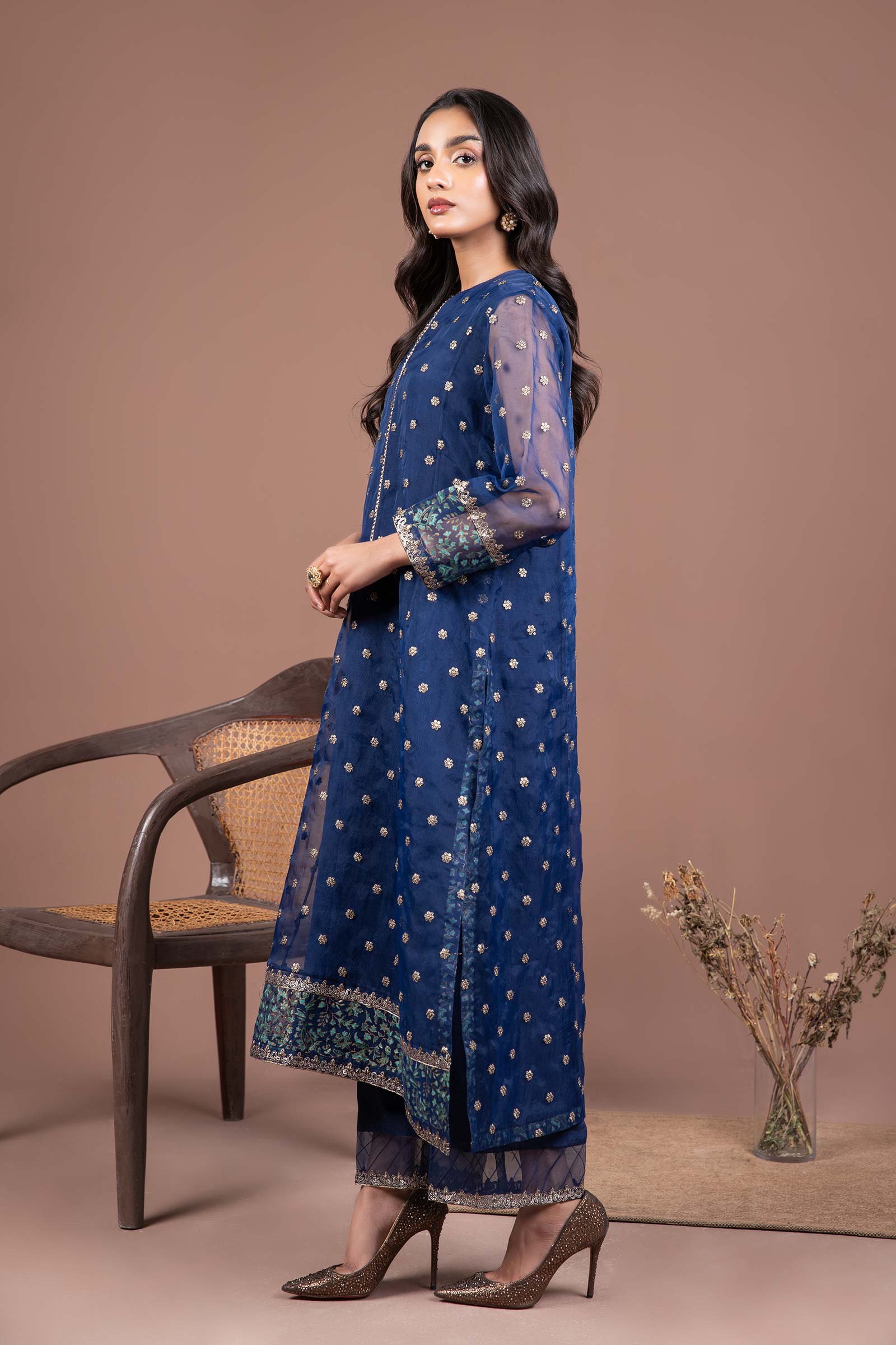 2 Pc Embroidered Organza Suit - Image 7