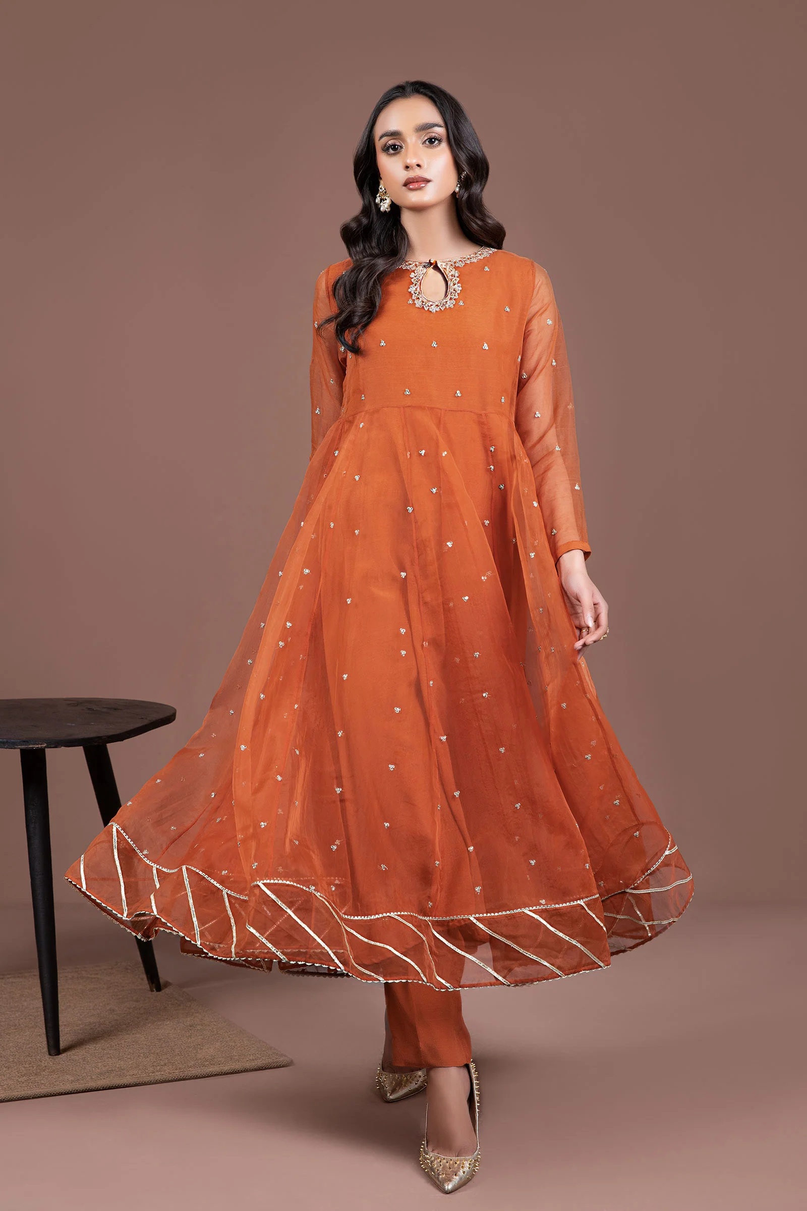 2 Piece Embroidered Organza Suit - Image 4