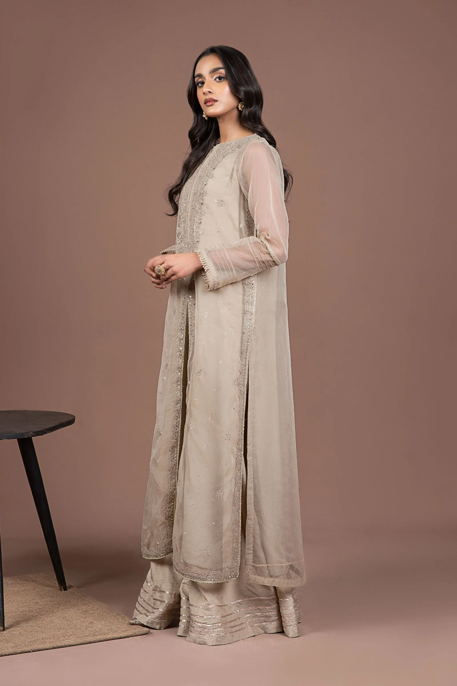 2 Piece Embroidered Organza Suit - Image 9