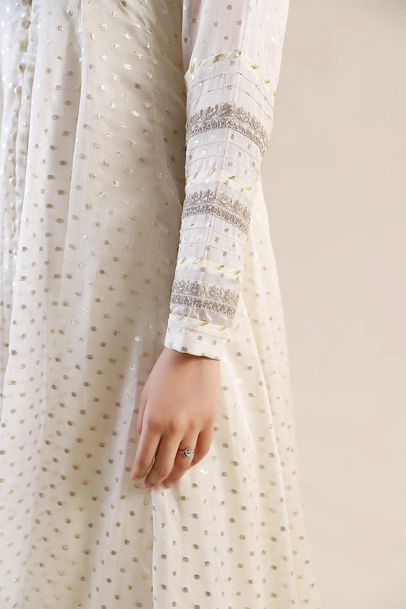 2 Pc Embroidered Organza Suit - Image 8