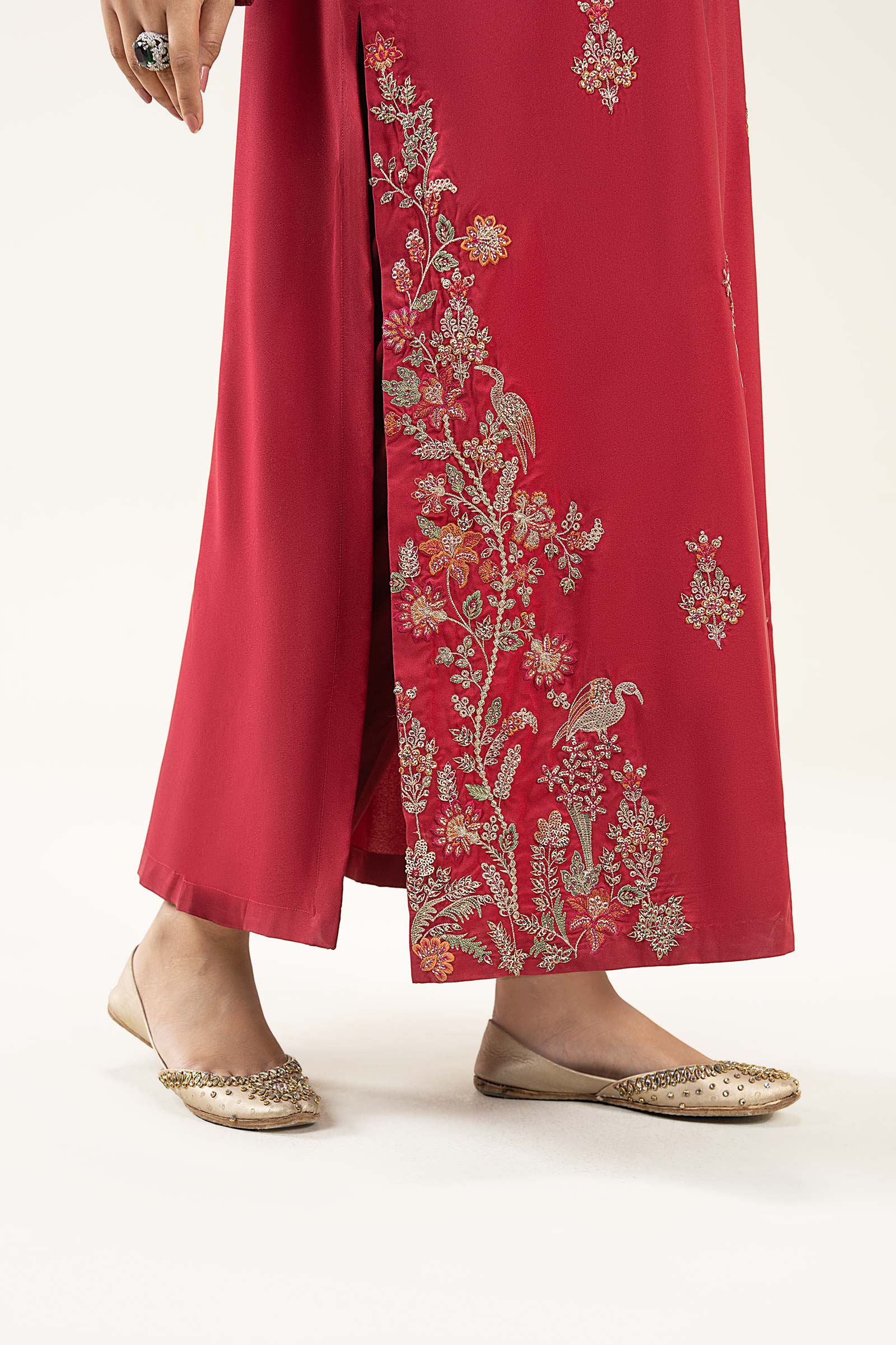 Embroidered Crepe Kaftan - Image 4