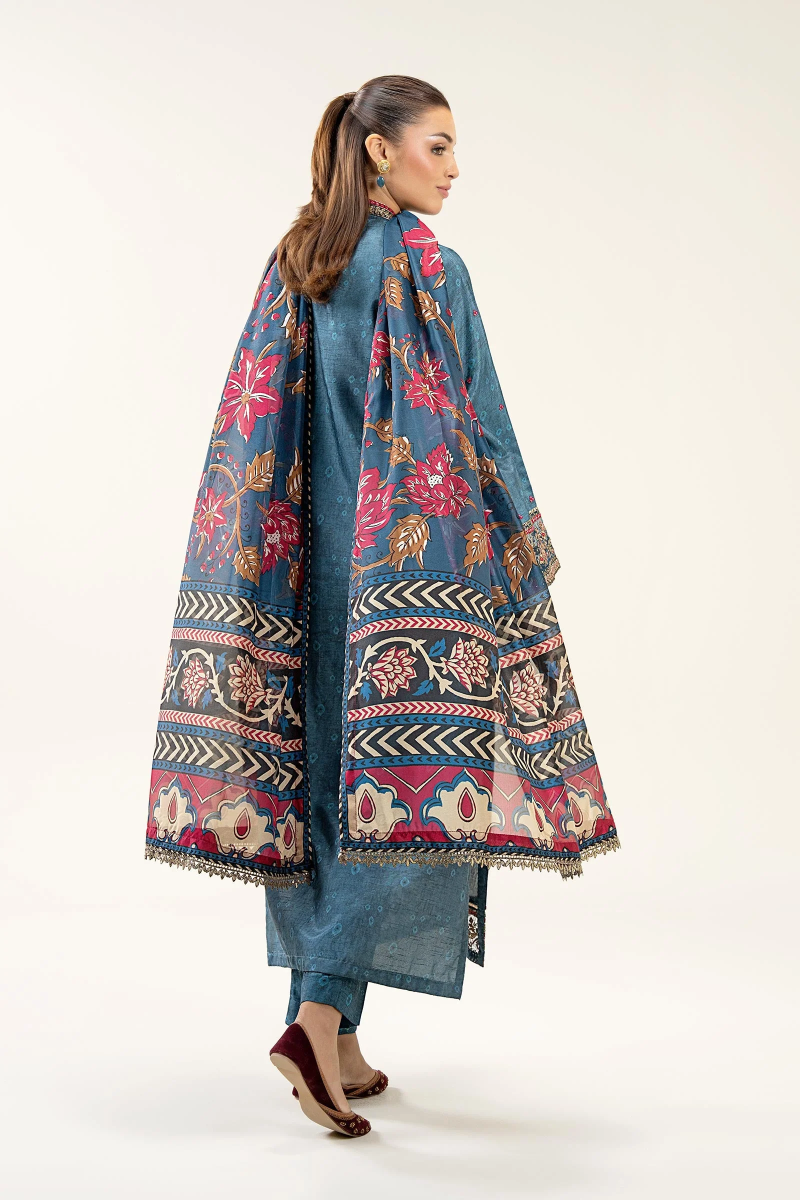 3 Pc Embroidered Raw Silk Suit - Image 6