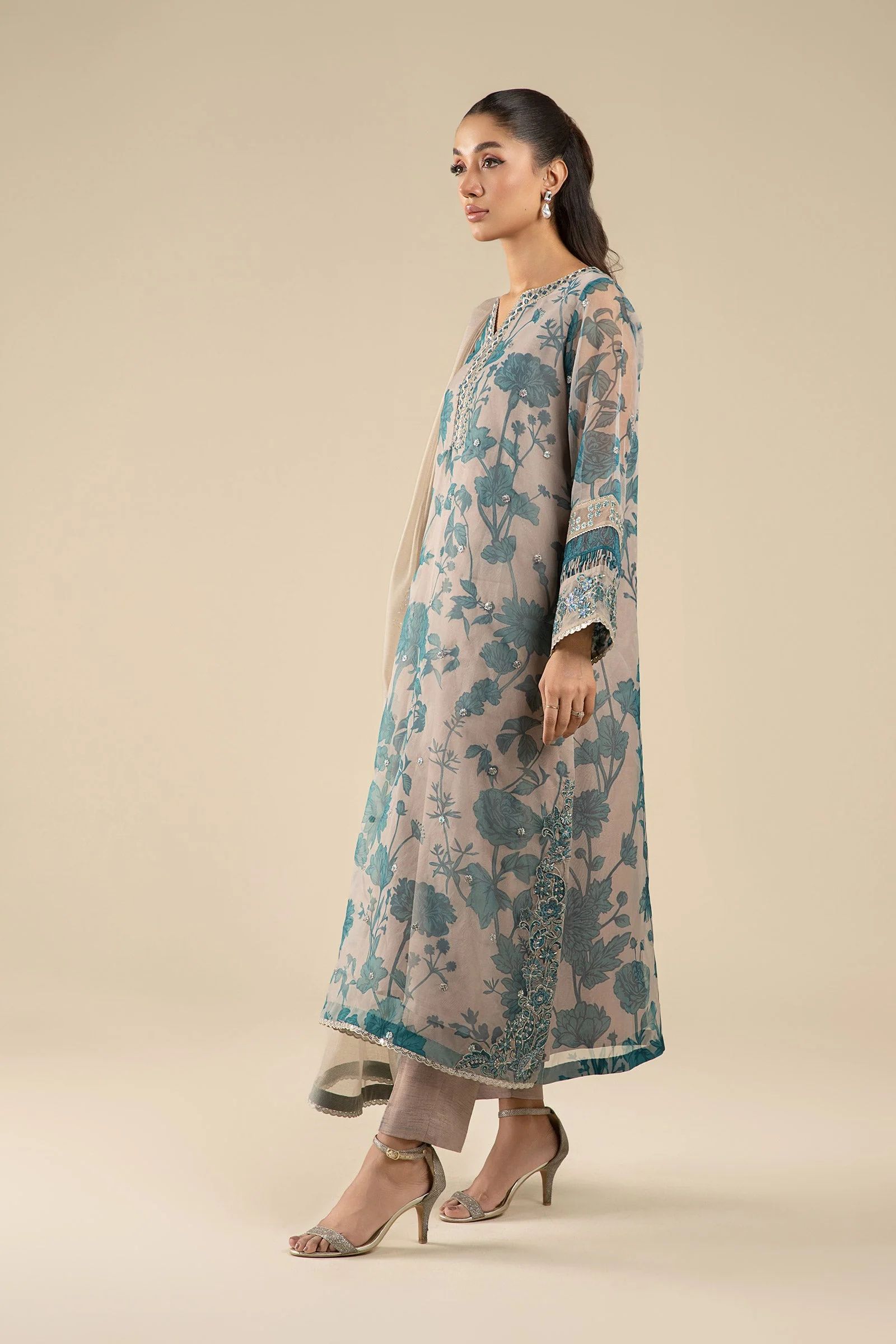 2 Pc Embroidered Organza Suit - Image 4