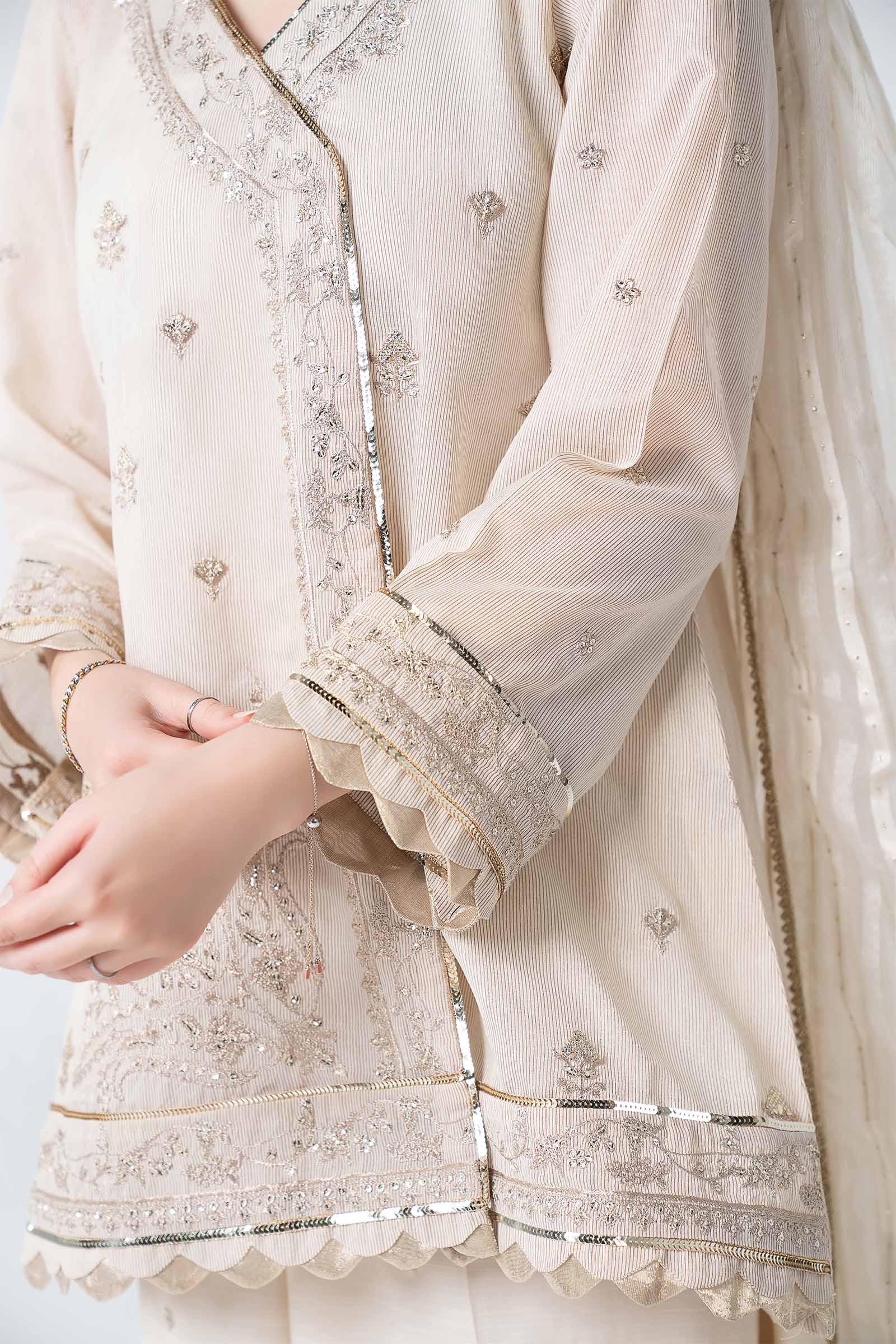 3 Pc Embroidered Lurex Organza Suit - Image 5