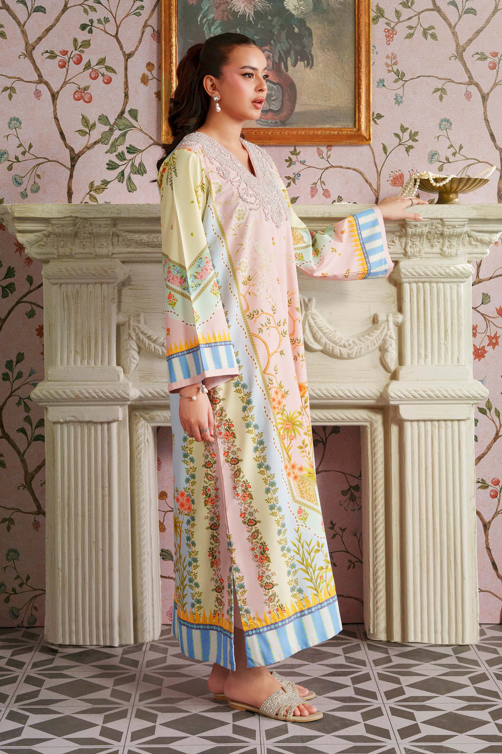 2 Pc Embroidered Crepe Suit - Image 5