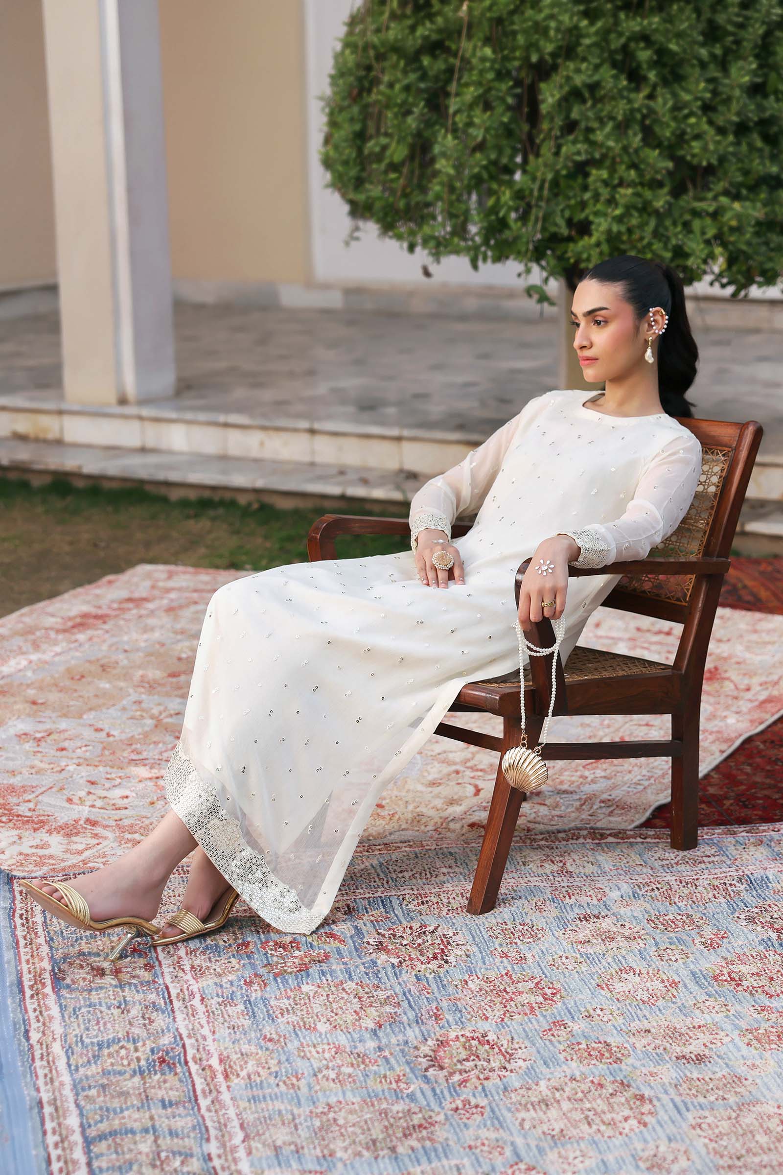 2 Pc Embroidered Chiffon Suit - Image 5