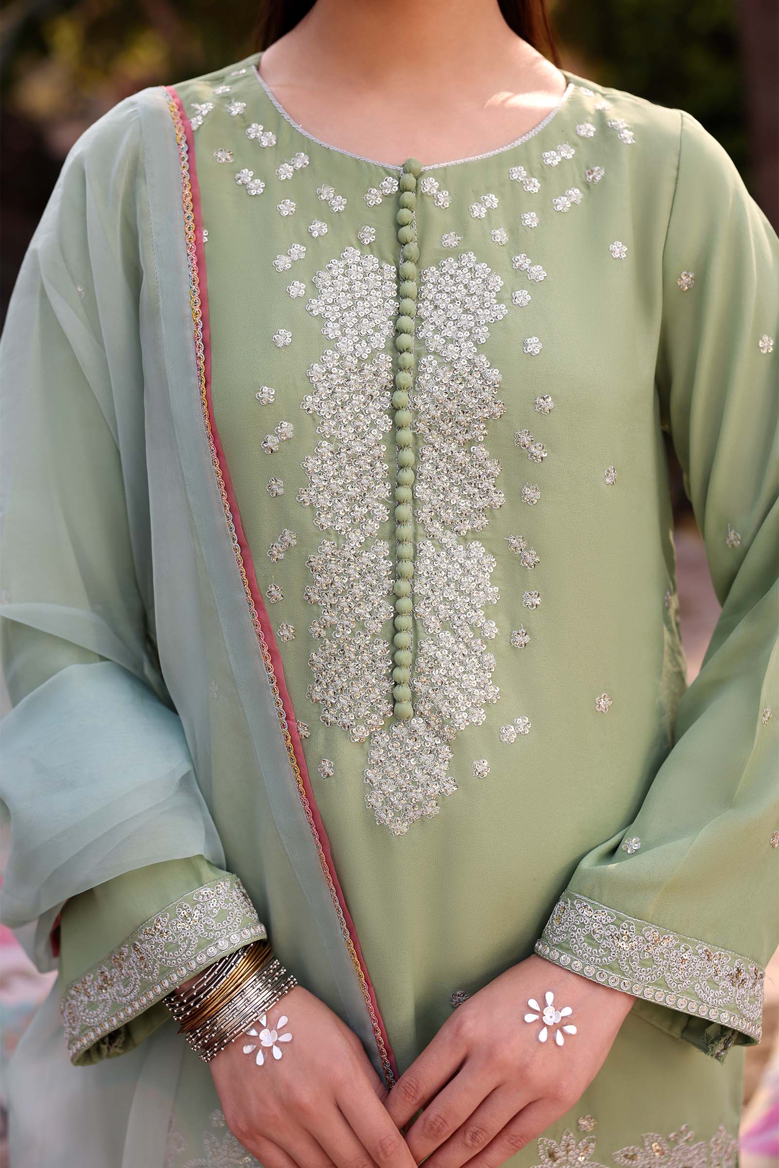 Embroidered Organza Dupatta - Image 8