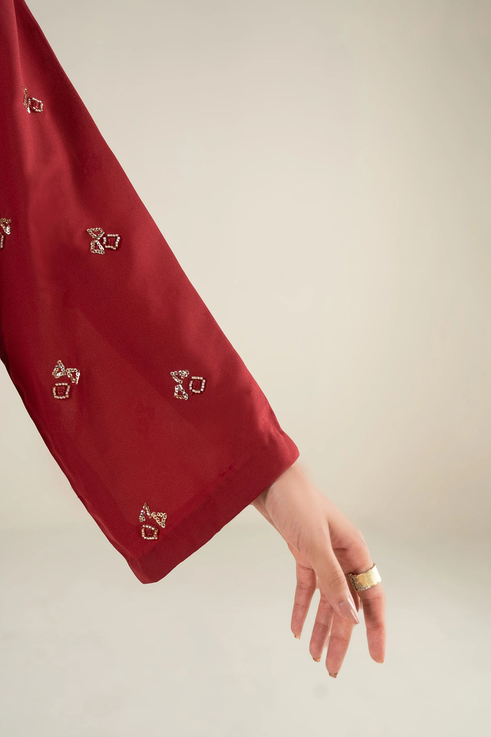2 Pc Embellished Grainy Georgette Suit - Image 7