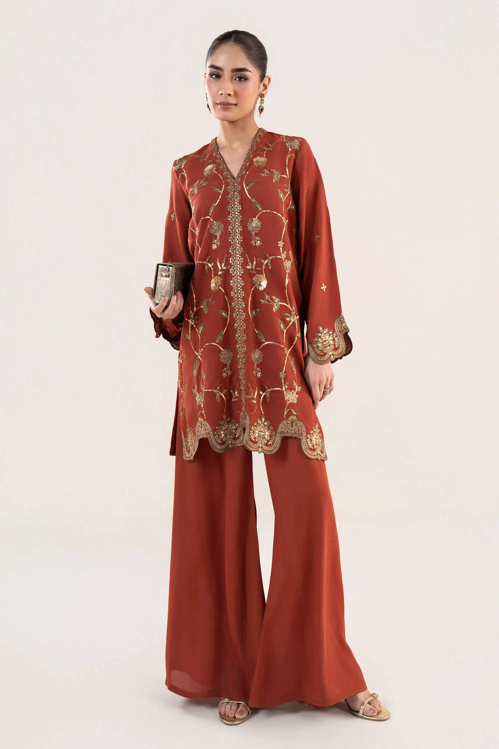 2 Pc Embroidered Georgette Suit