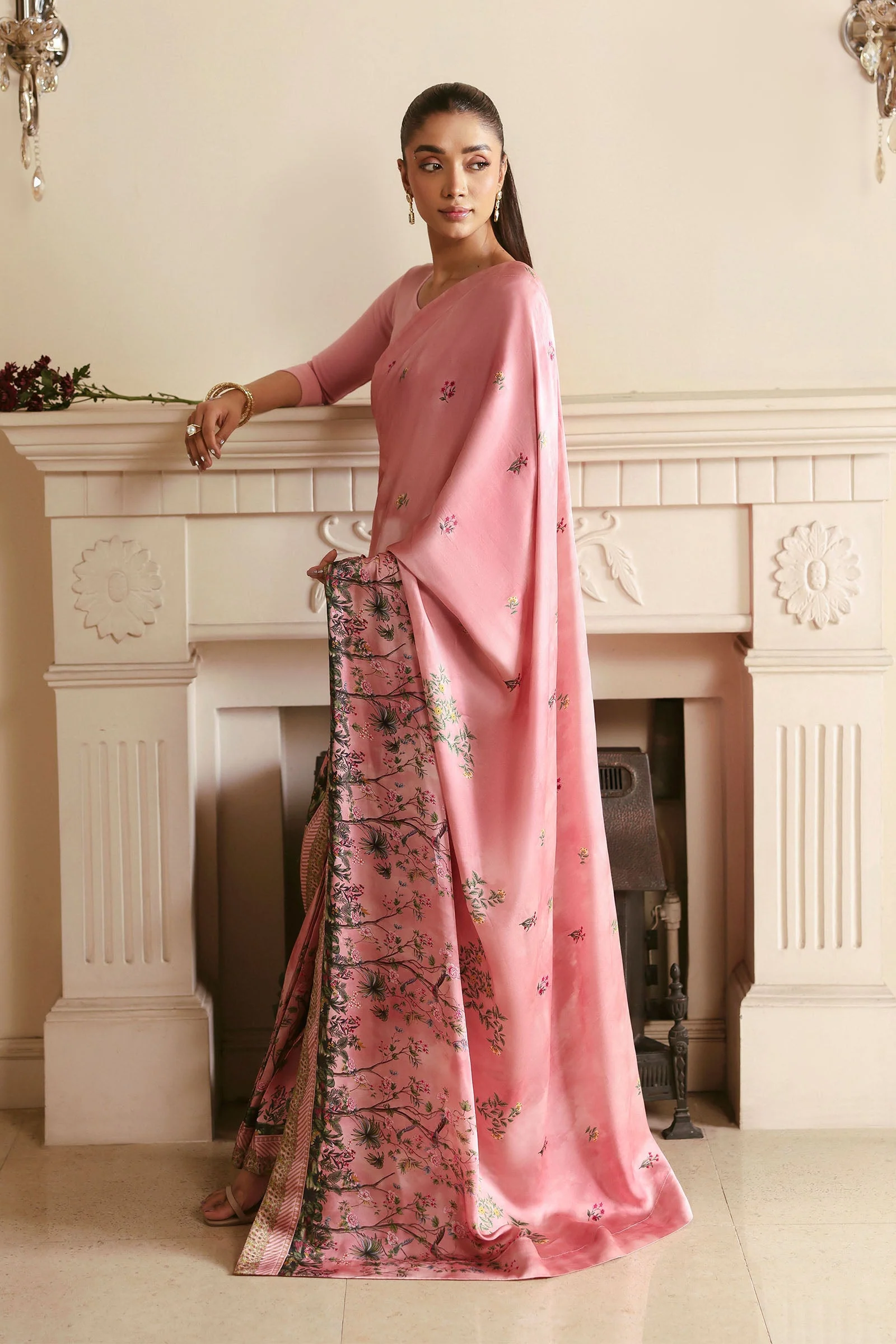 Printed Charmeuse Silk Saree - Image 4