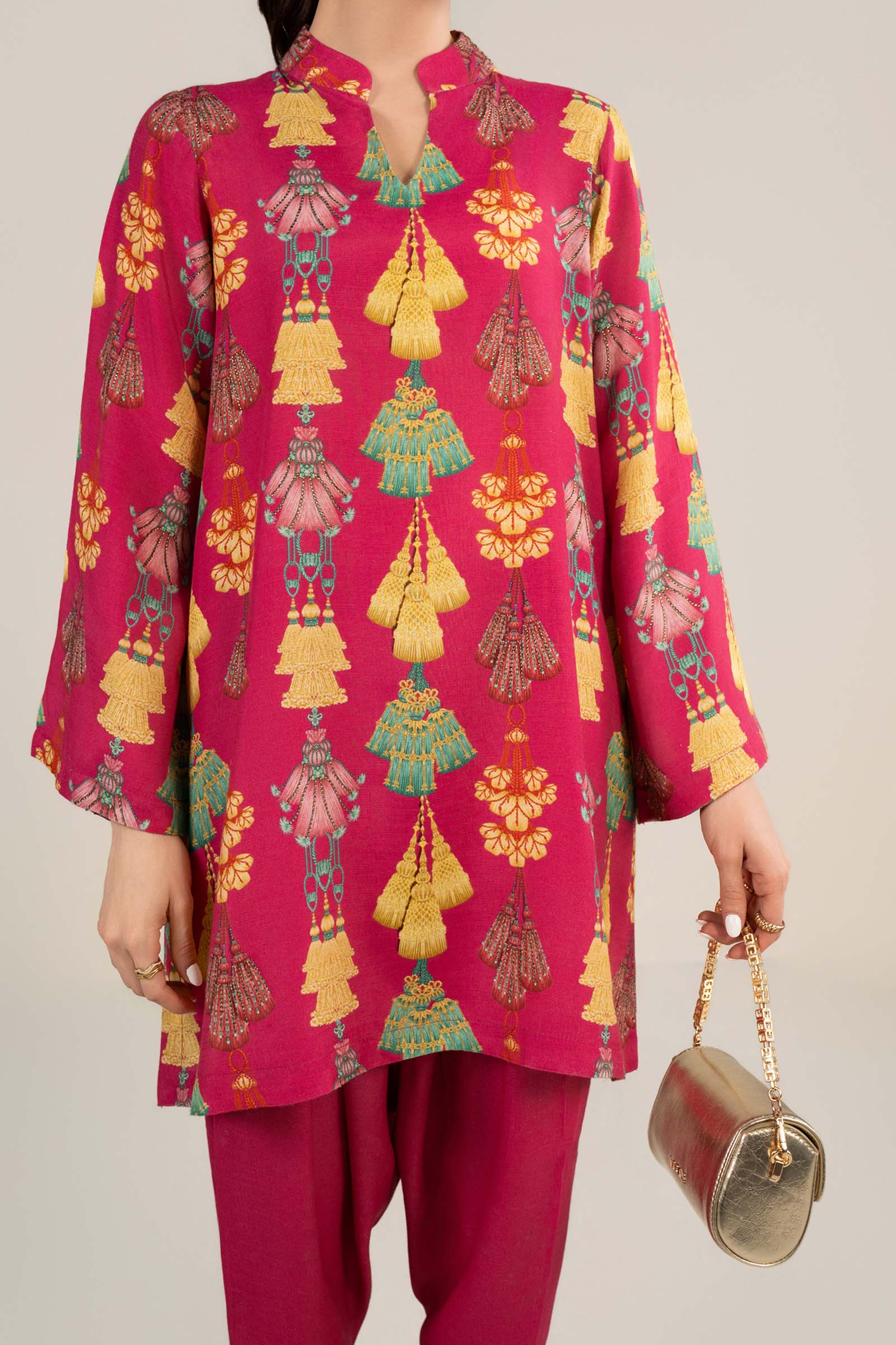 2 Pc Embellished Crepe Suit - Image 7