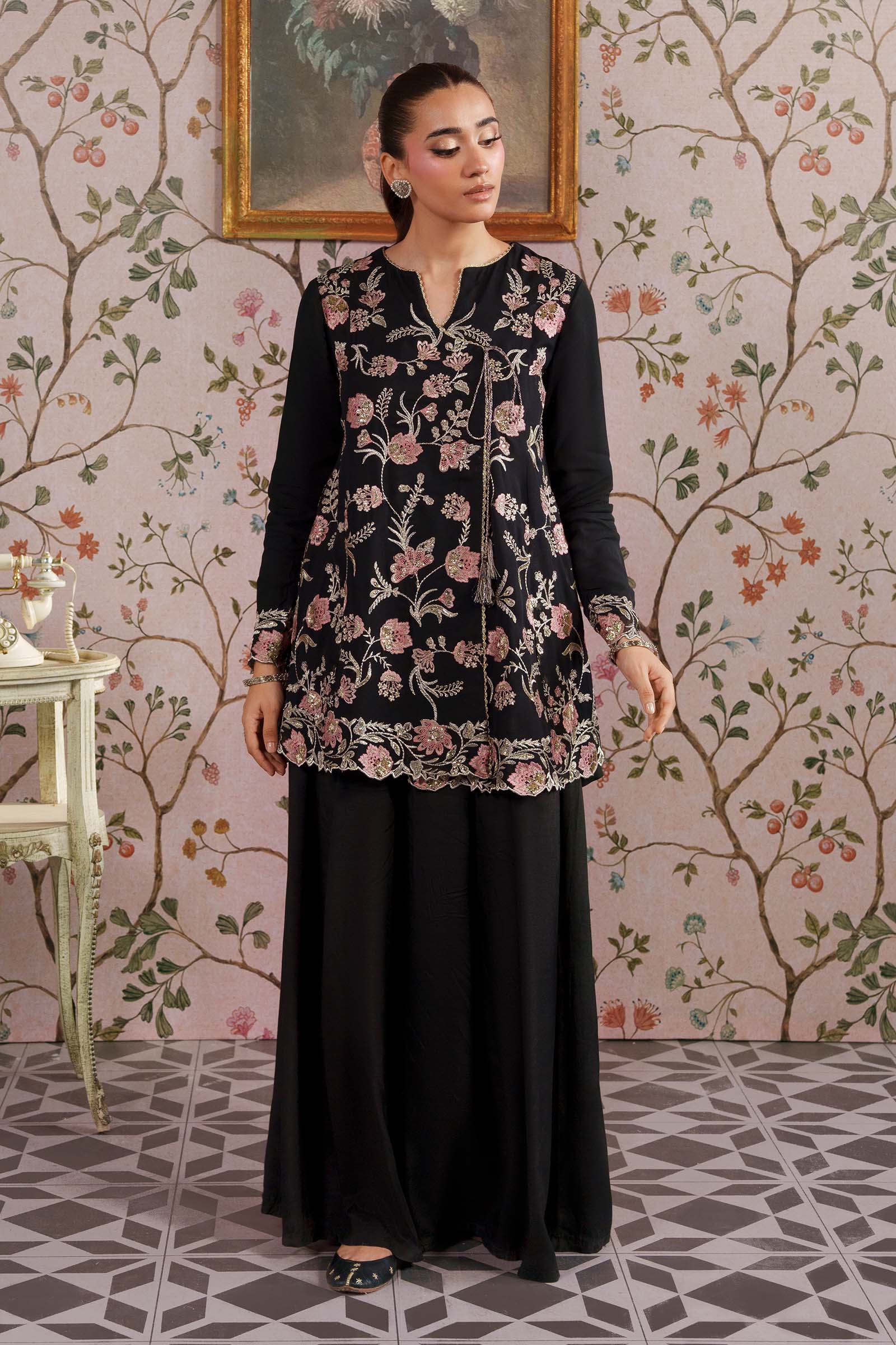 3 Pc Embroidered Georgette Chiffon Suit