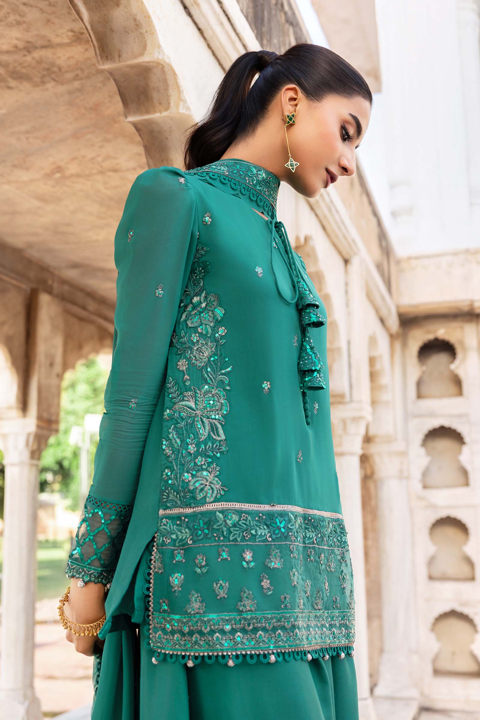 3 Pc Unstitched Embroidered Chiffon Suit - Image 3