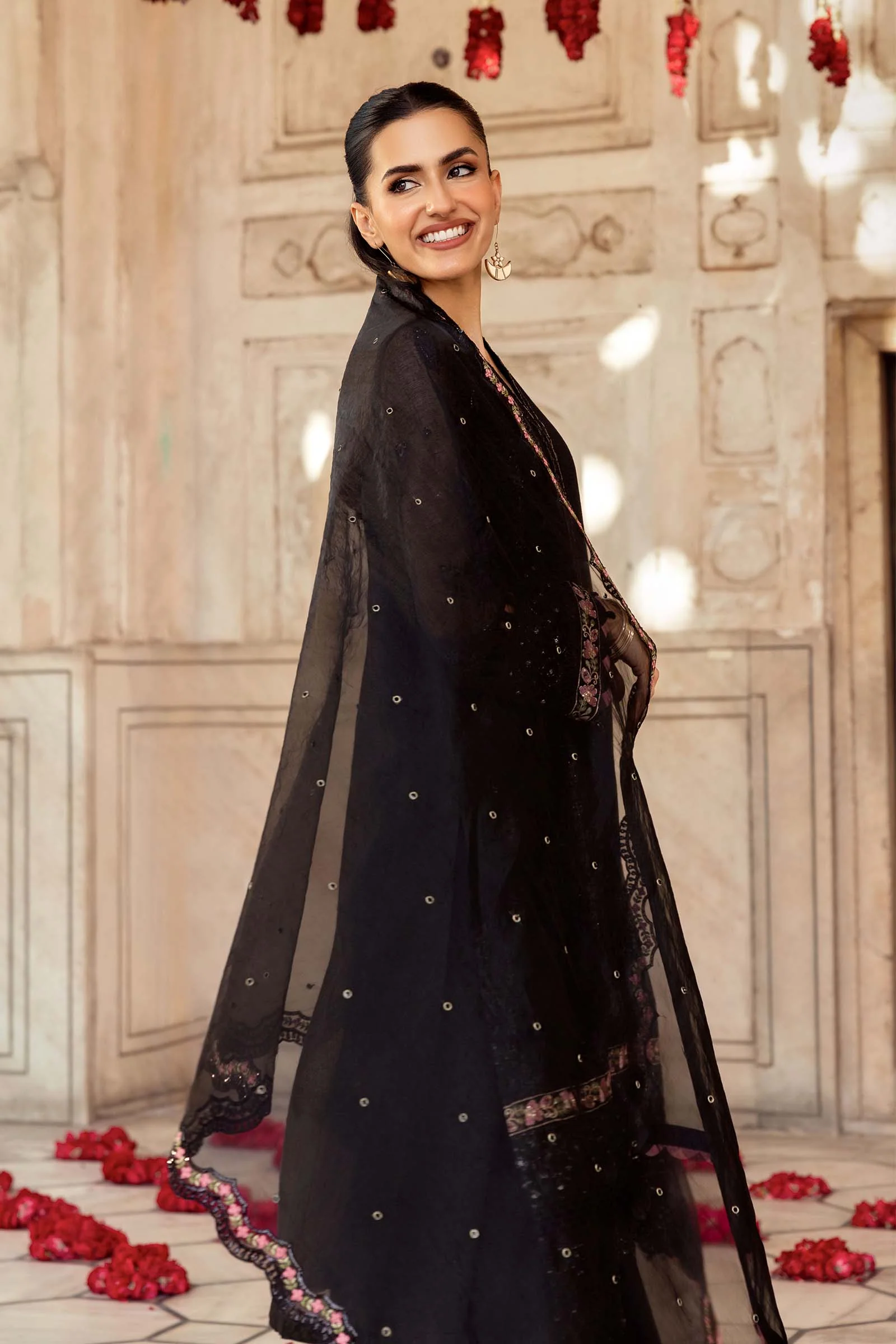 3 Pc Unstitched Embroidered Silk Cotton Net Suit - Image 4