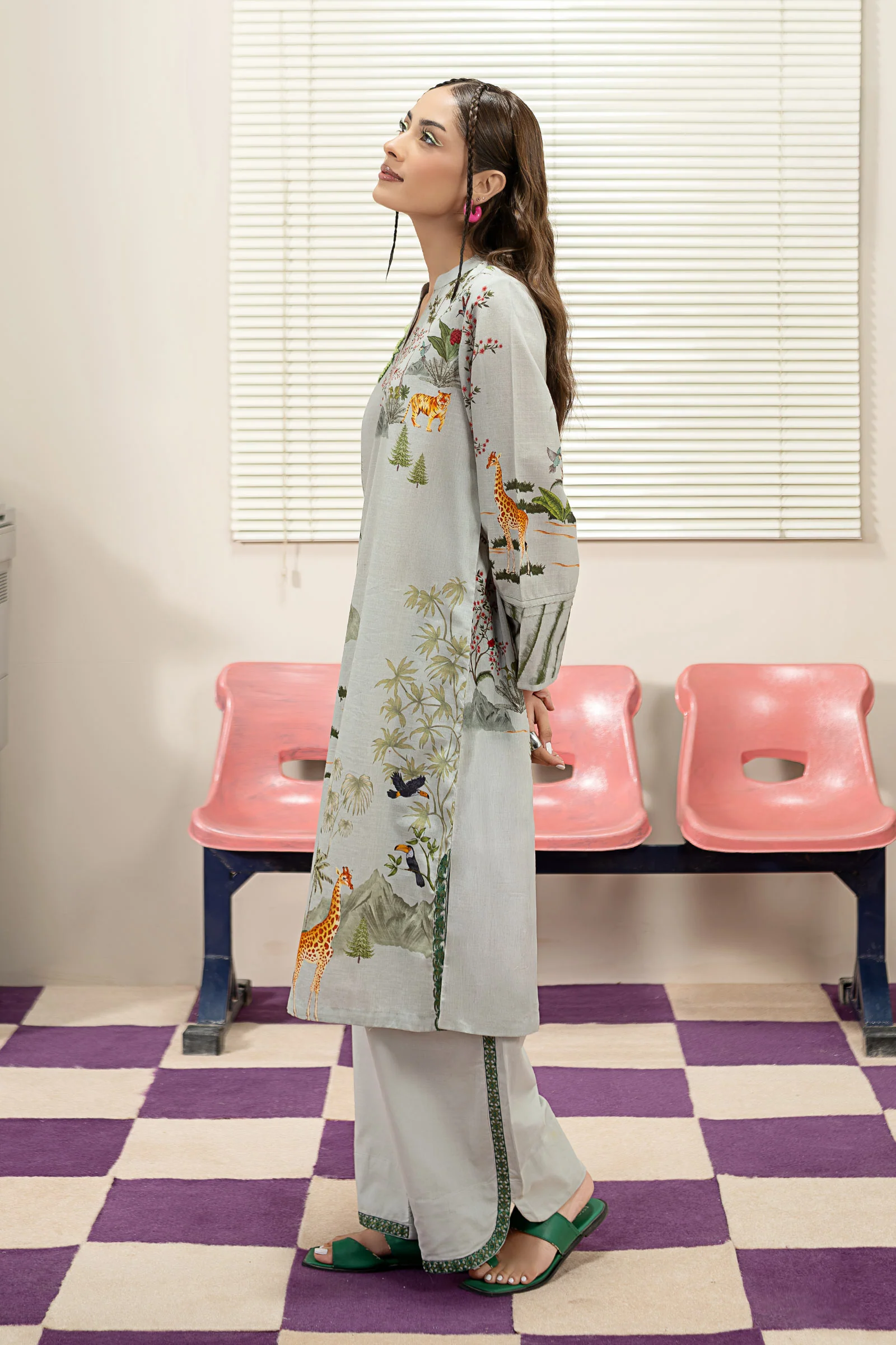 2 Pc Embroidered Lawn Suit - Image 4