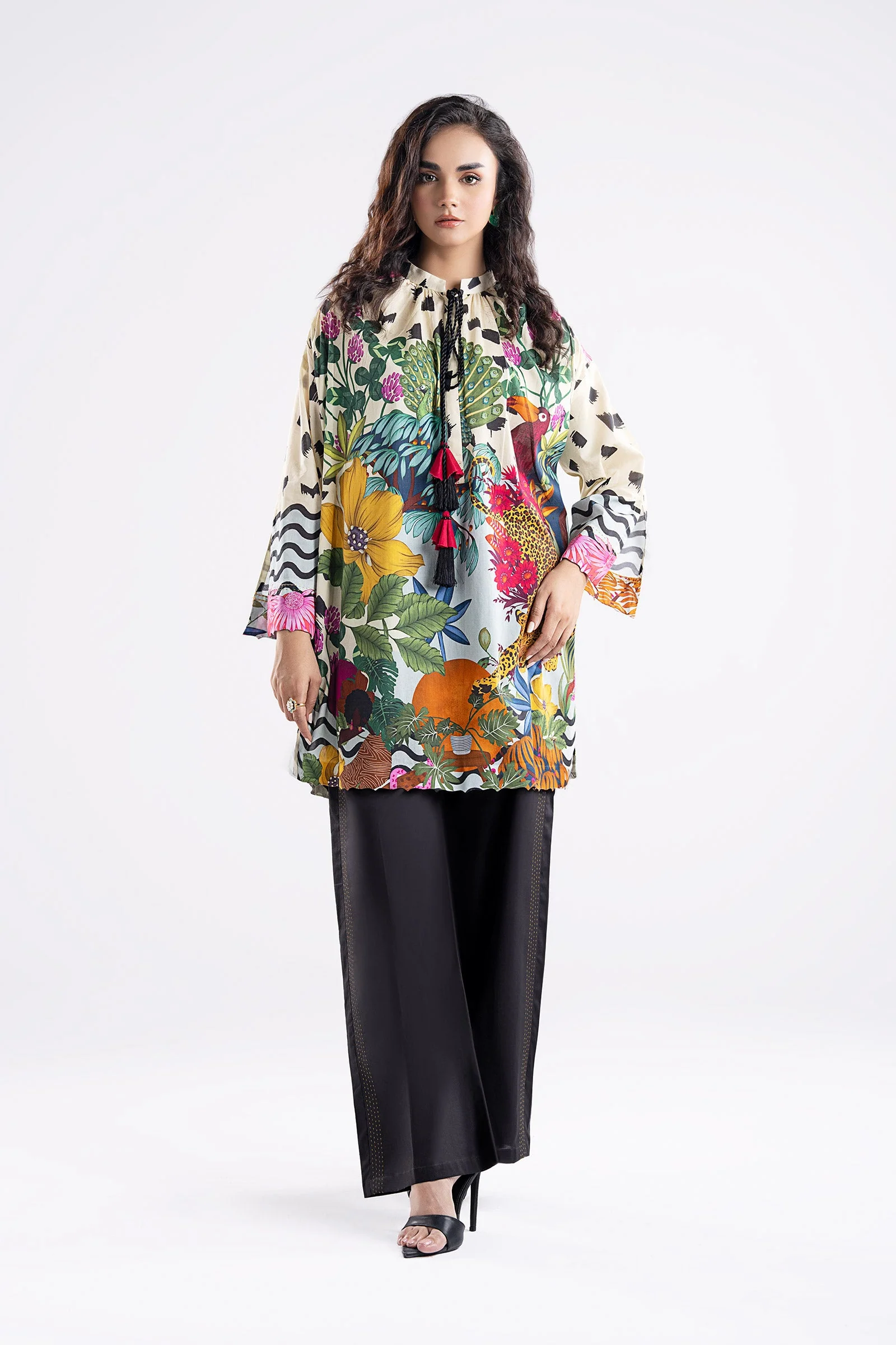 2 Pc Printed Lawn Suit - Image 2