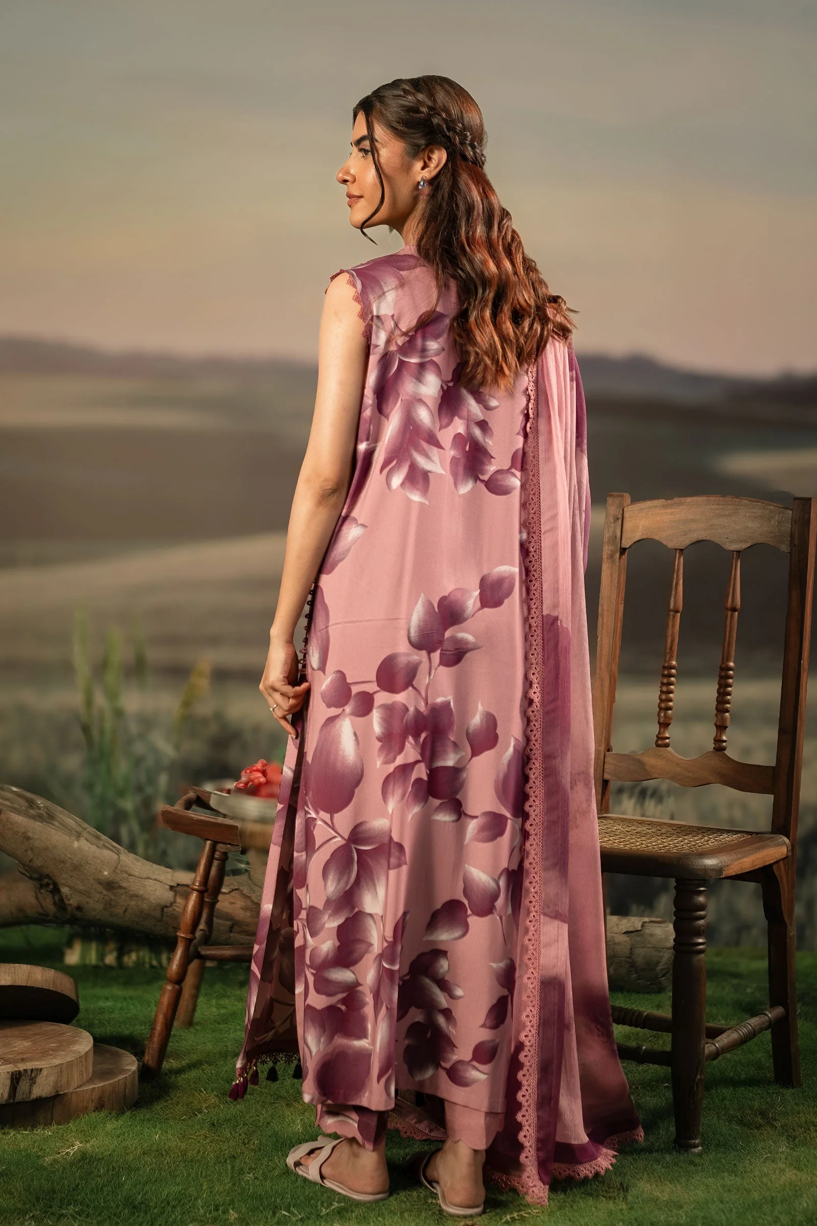 3 Pc Unstitched Embroidered Arabic Lawn Suit | MB-PFUS25-01A - Image 8