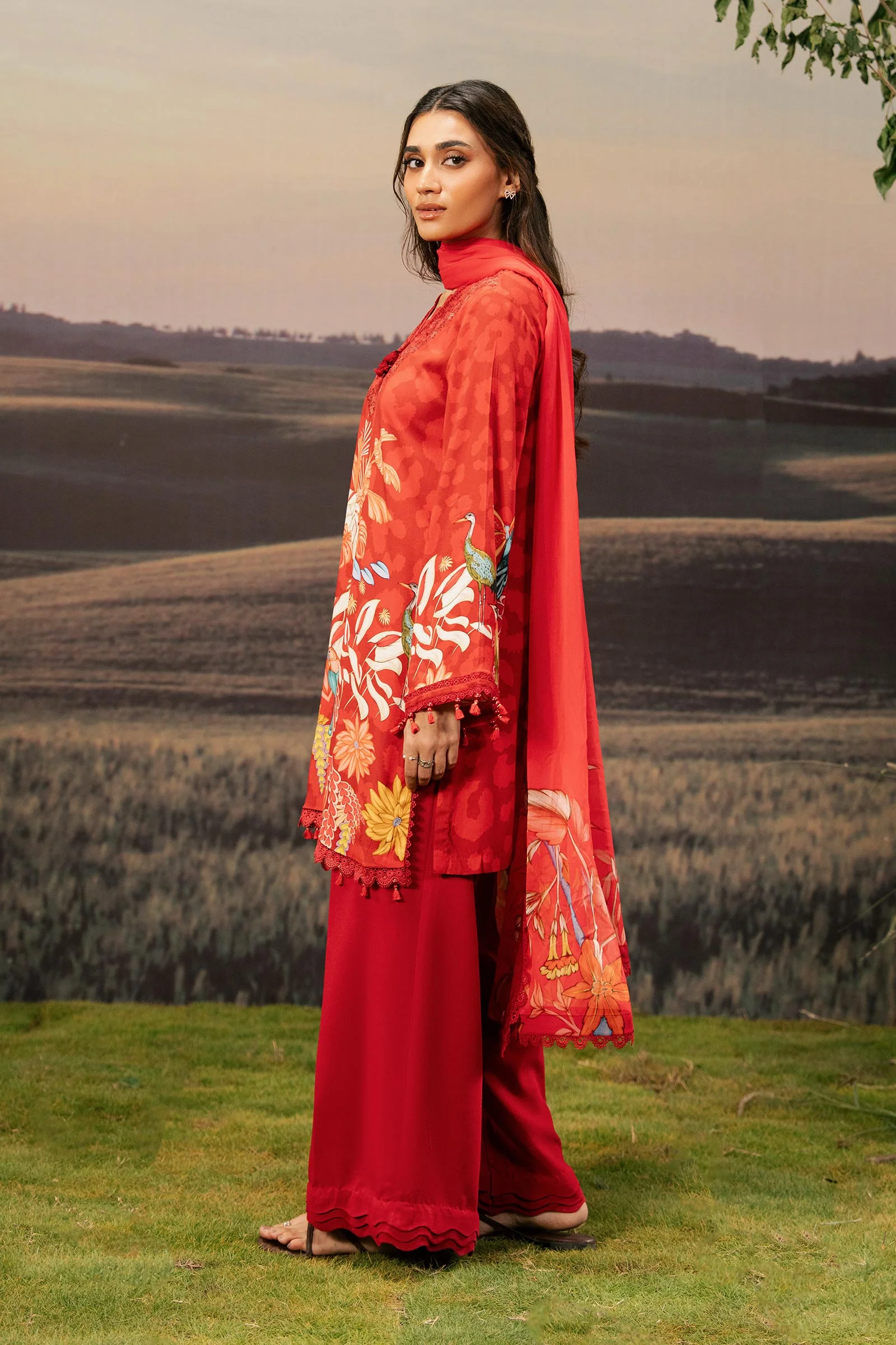 3 Pc Unstitched Embroidered Arabic Lawn Suit | MB-PFUS25-05B - Image 3
