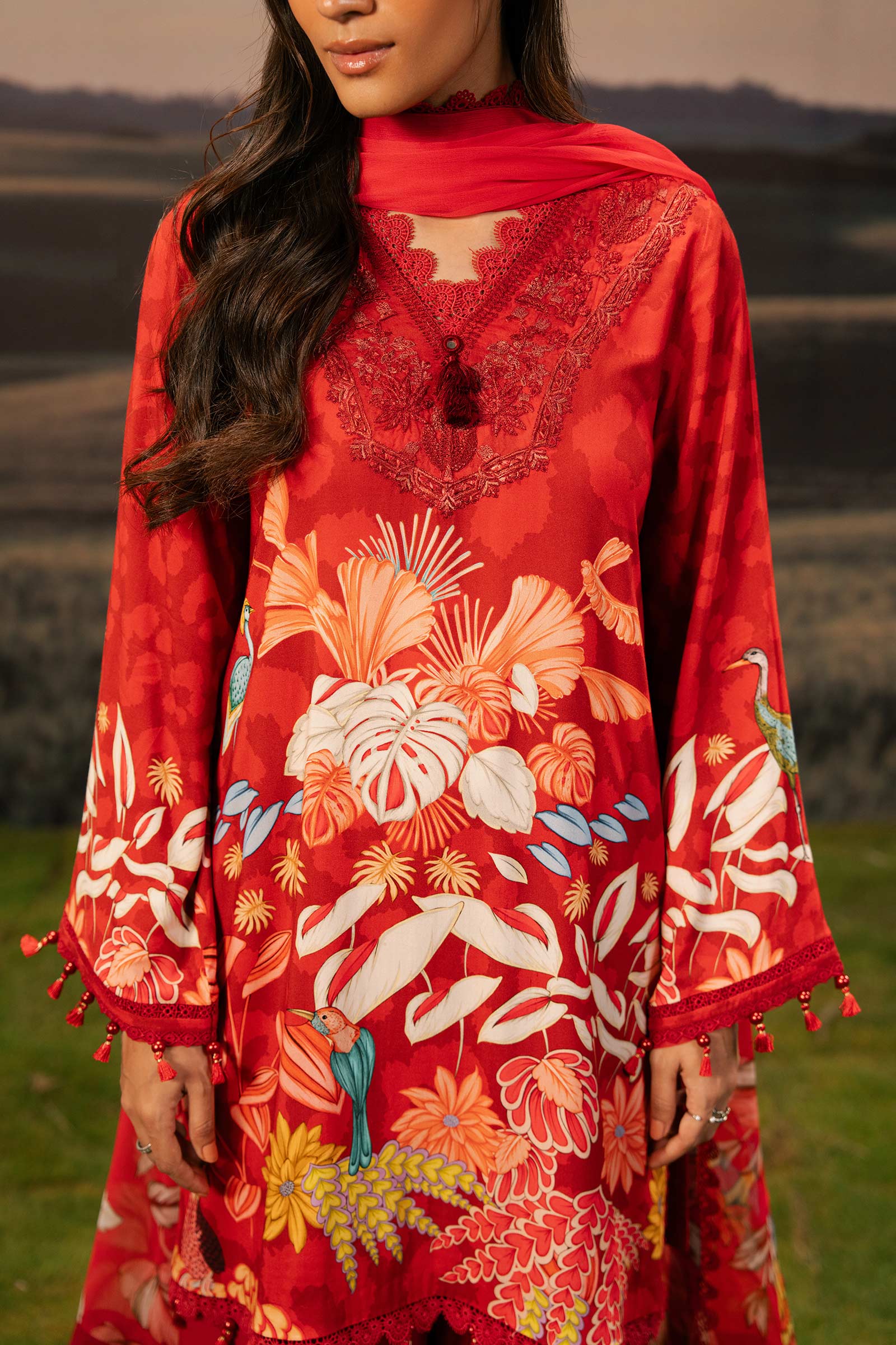 3 Pc Unstitched Embroidered Arabic Lawn Suit | MB-PFUS25-05B - Image 4