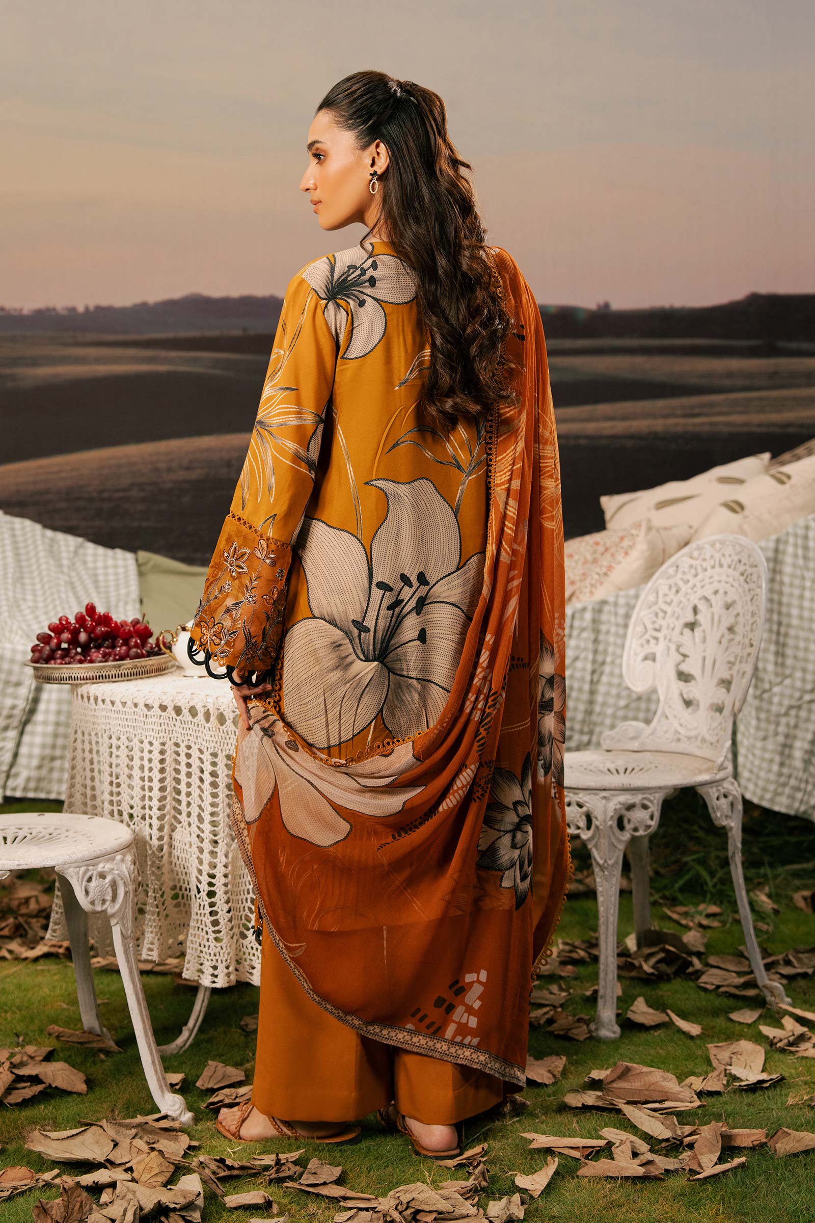 3 Pc Unstitched Embroidered Arabic Lawn Suit | MB-PFUS25-08A - Image 4