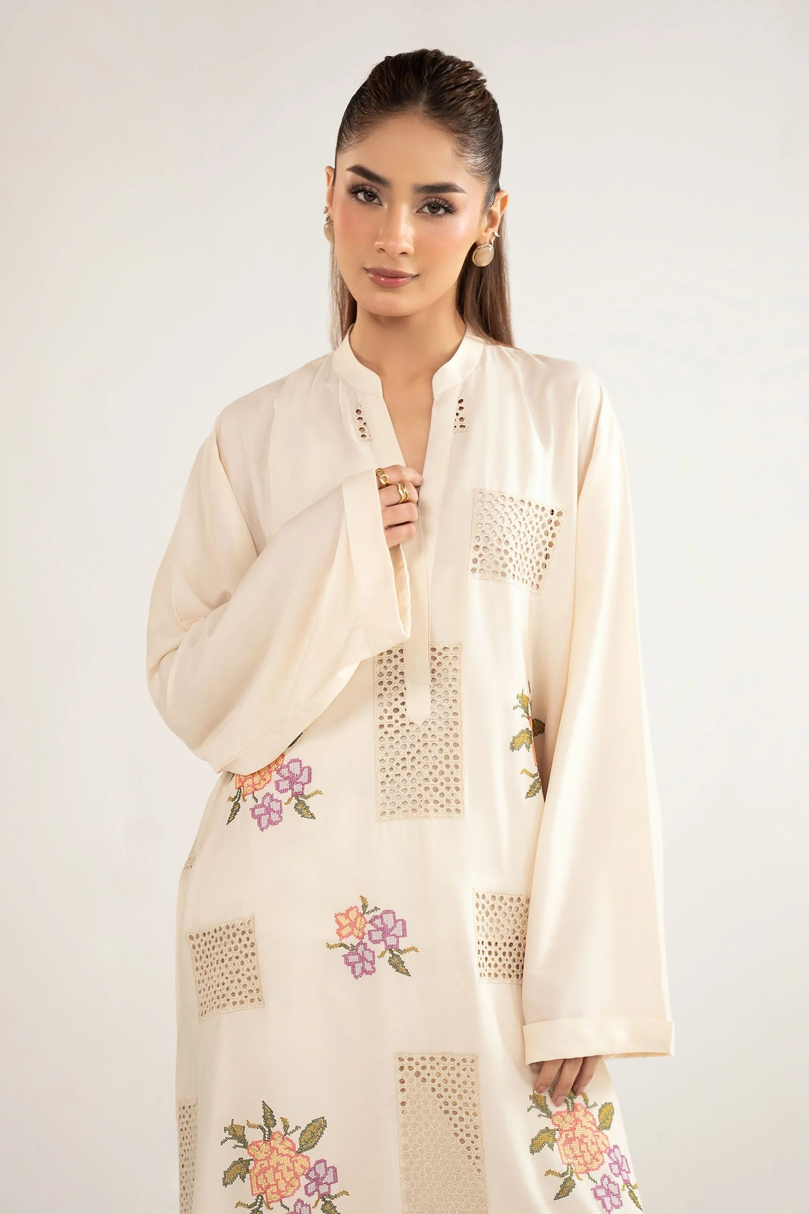 Embroidered Arabic Lawn Shirt - Image 3