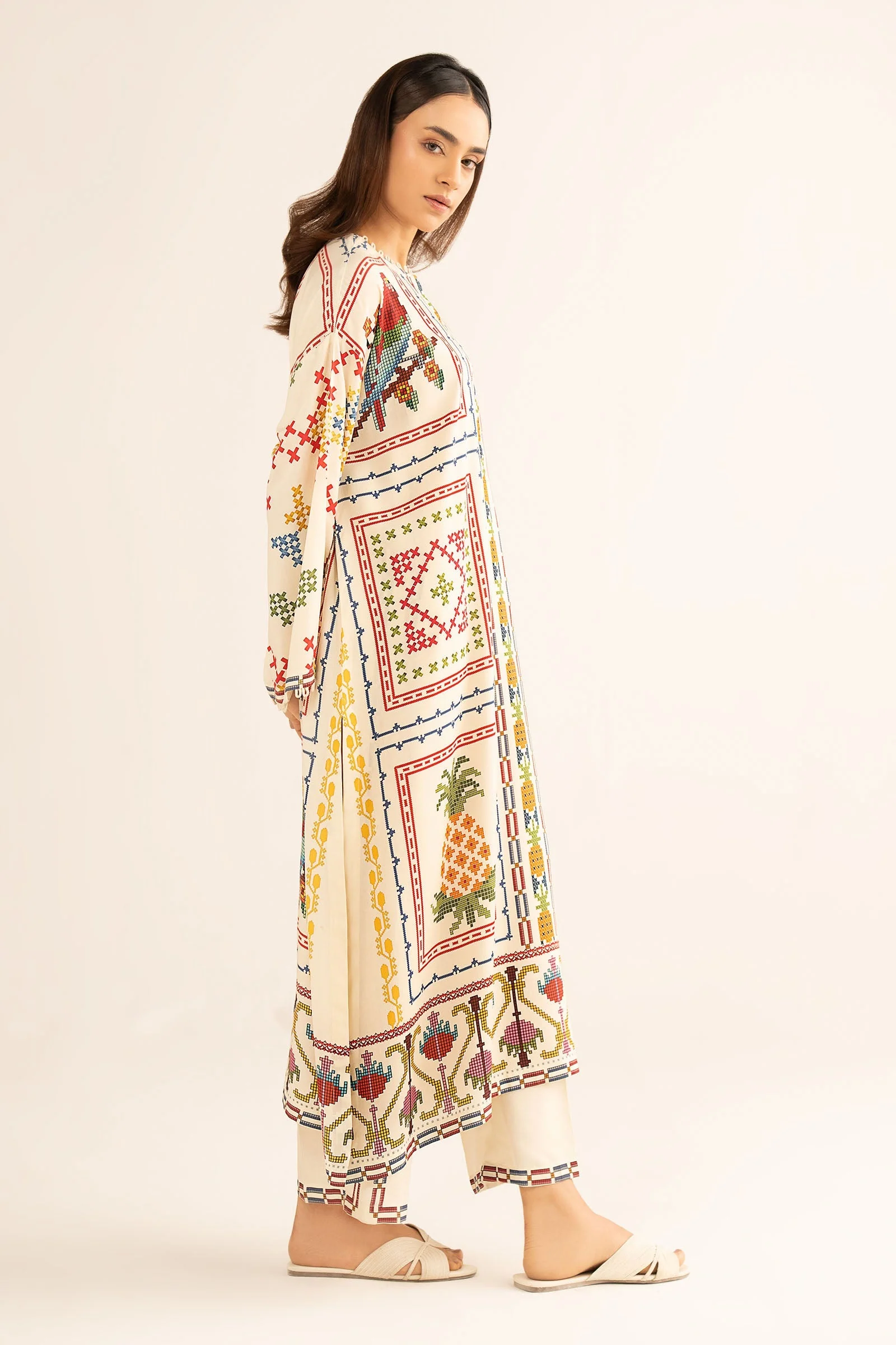 2 Pc Embroidered Arabic Lawn Suit - Image 6