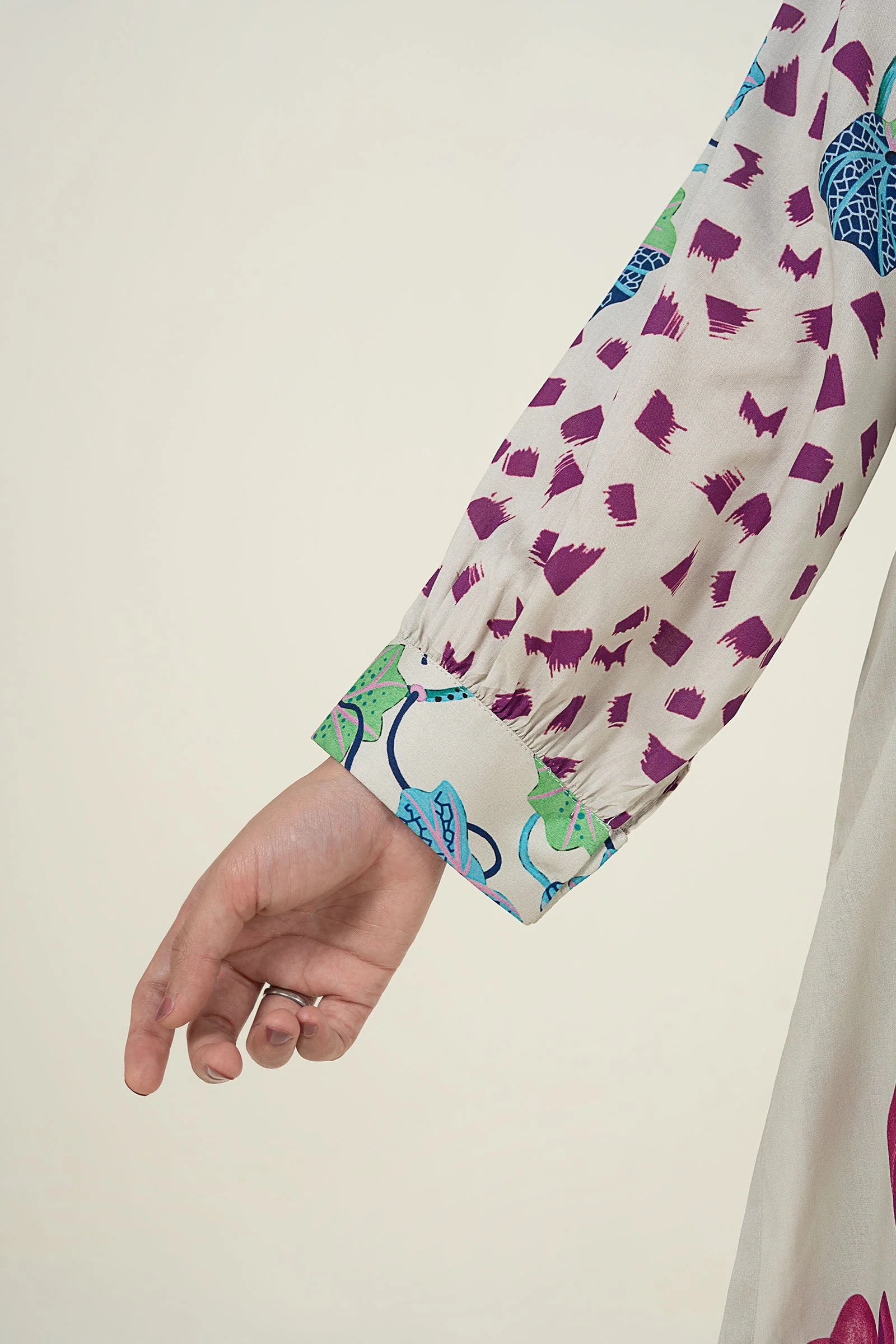 2 Pc Printed Lawn Suit - Image 5