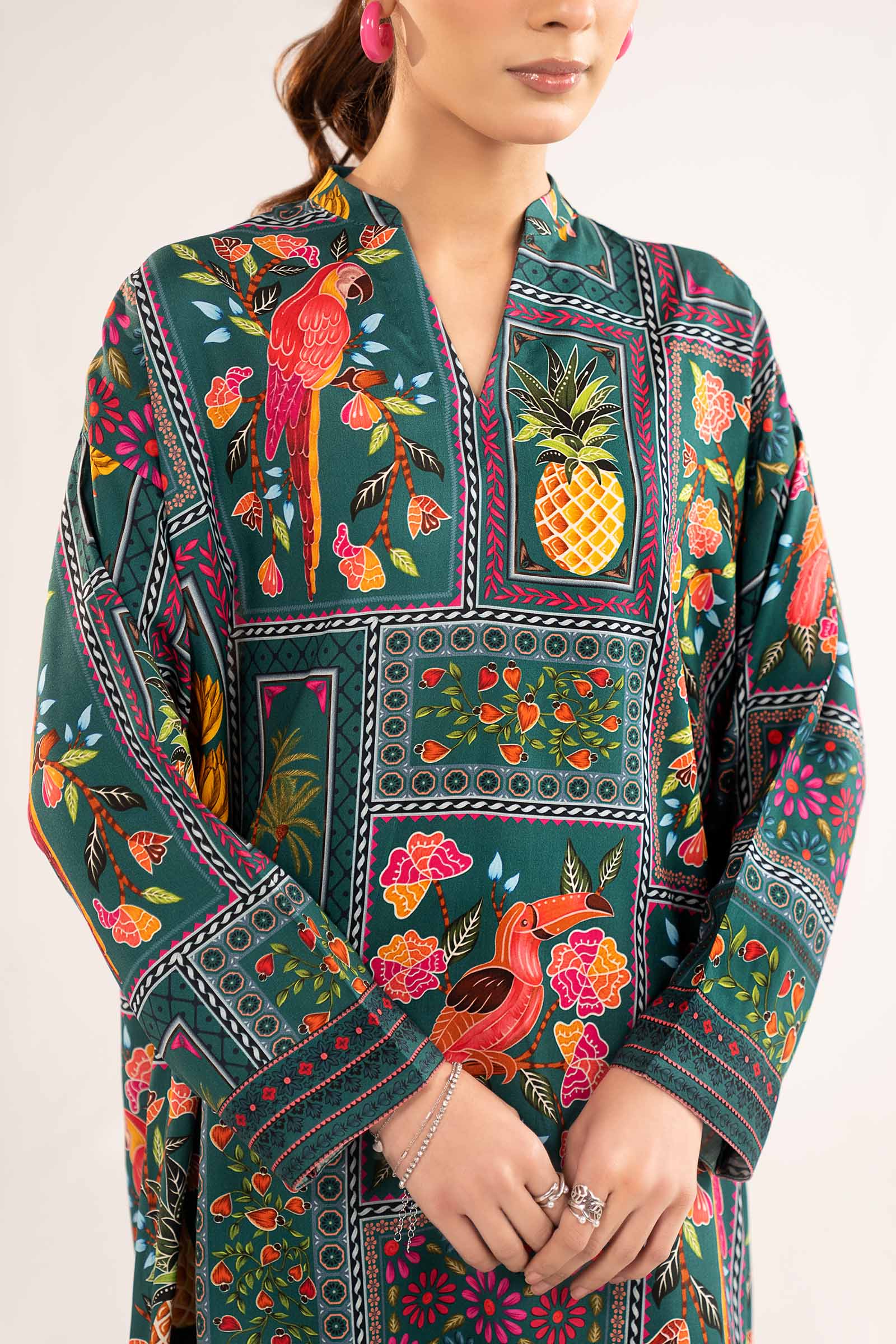2 Pc Printed Arabic Lawn Suit - Image 4