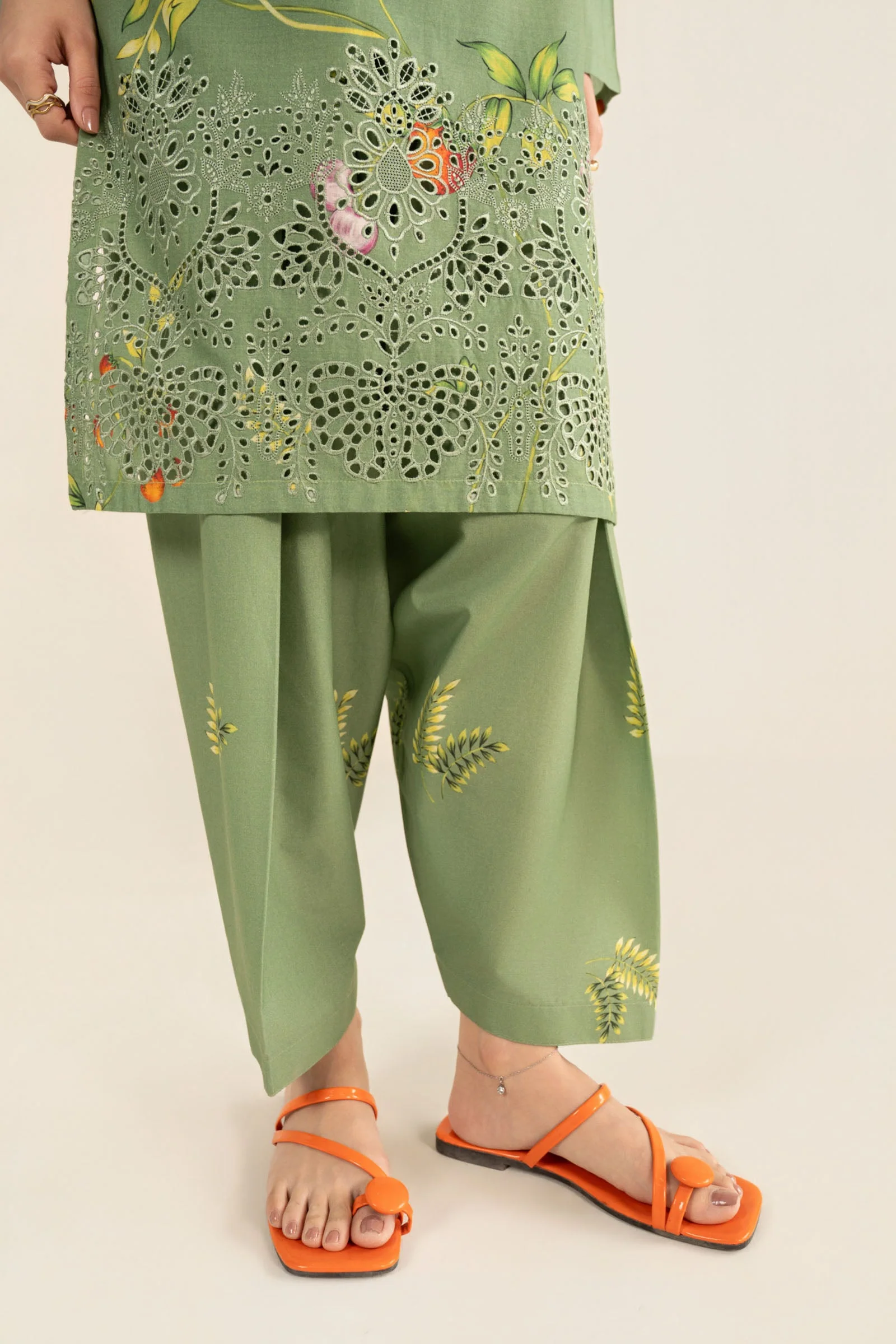 2 Pc Embroidered Lawn Suit - Image 6
