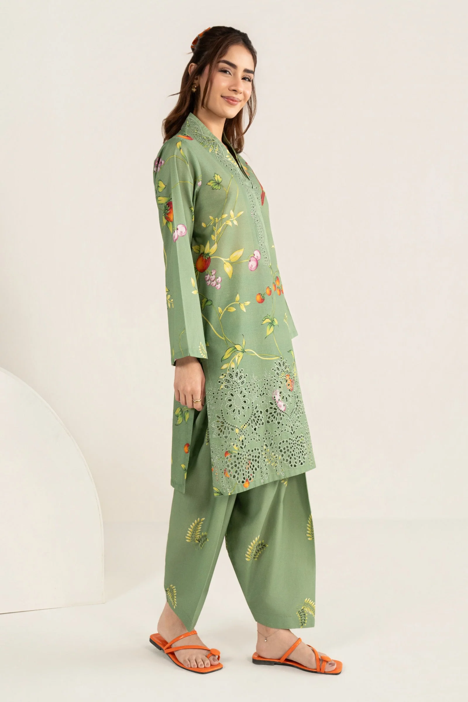 2 Pc Embroidered Lawn Suit - Image 7