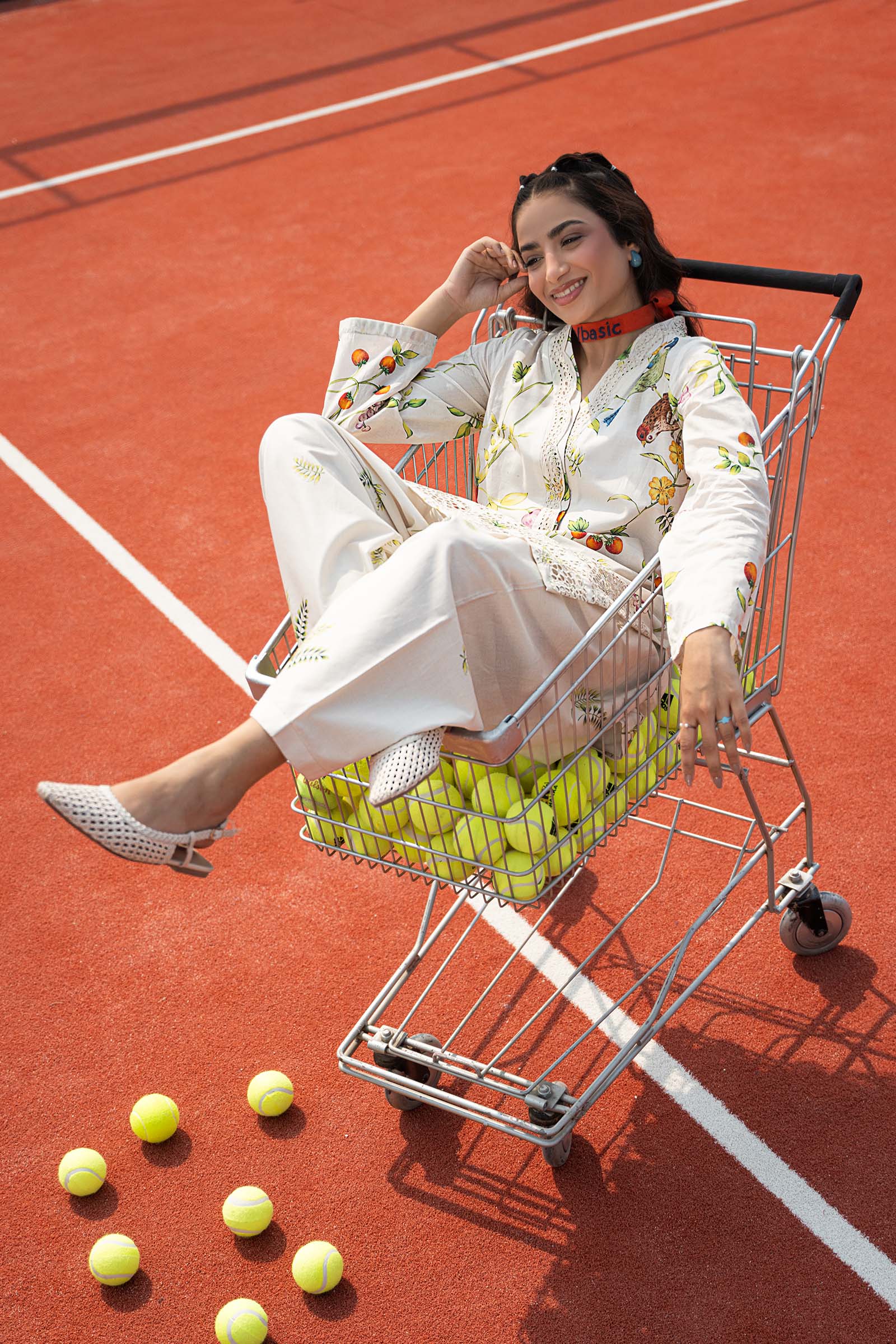 2 Pc Embroidered Lawn Suit - Image 5