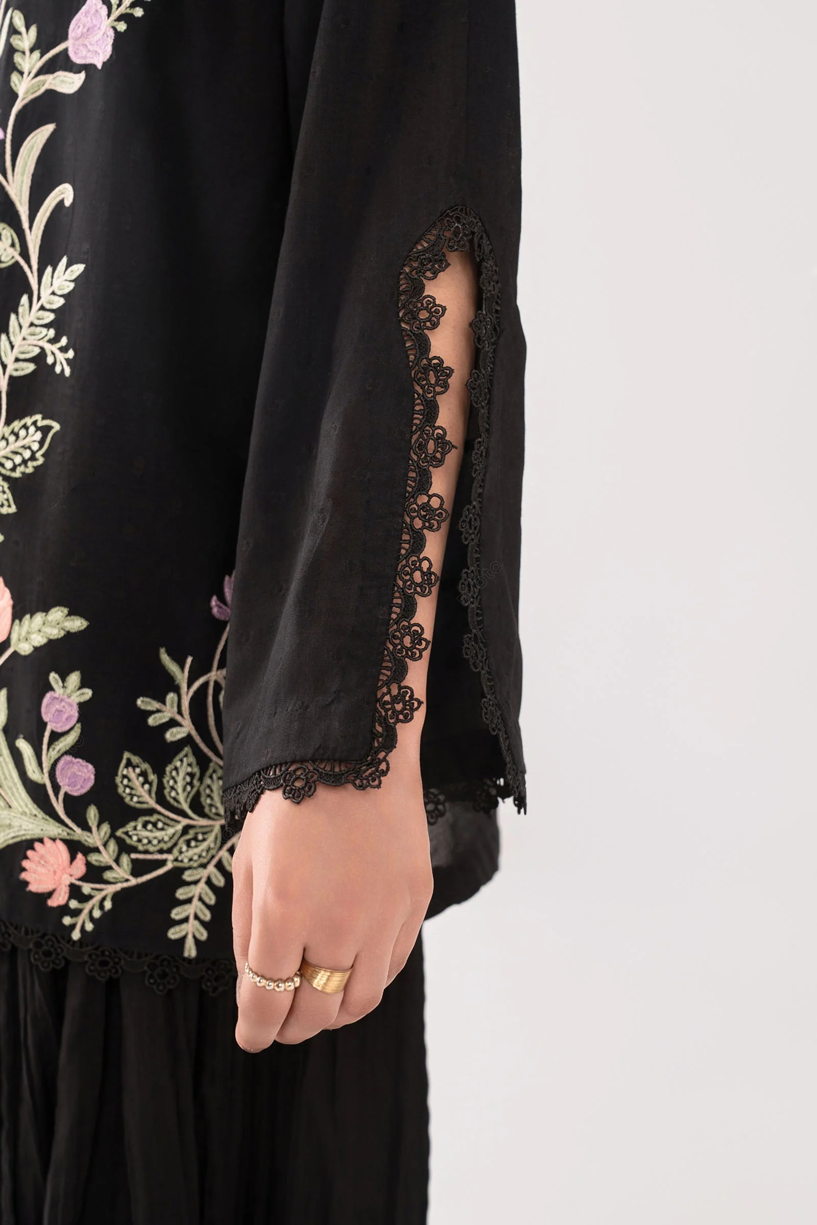 2 Pc Embroidered Brochia Suit - Image 3