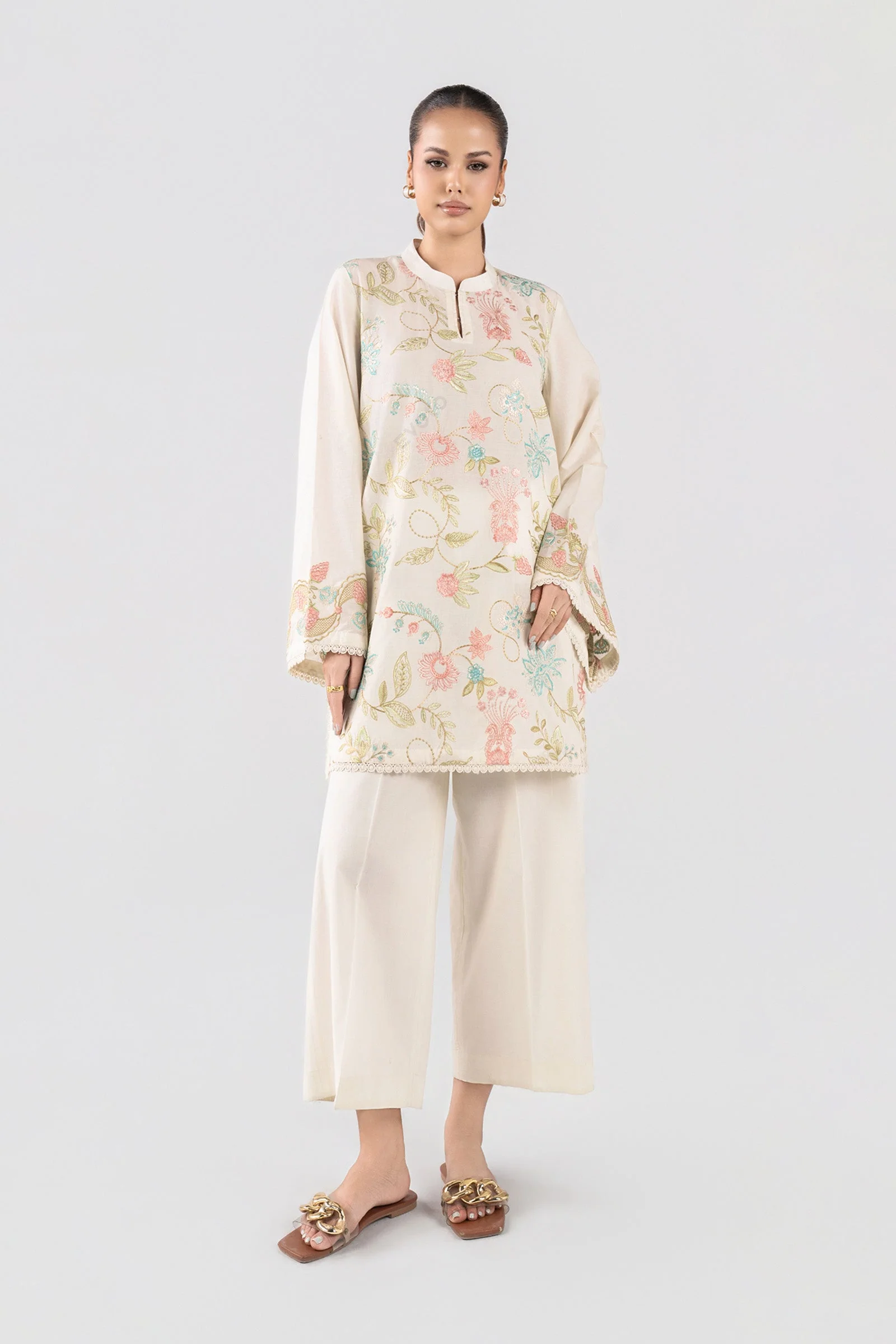 2 Pc Embroidered Lawn Suit - Image 2